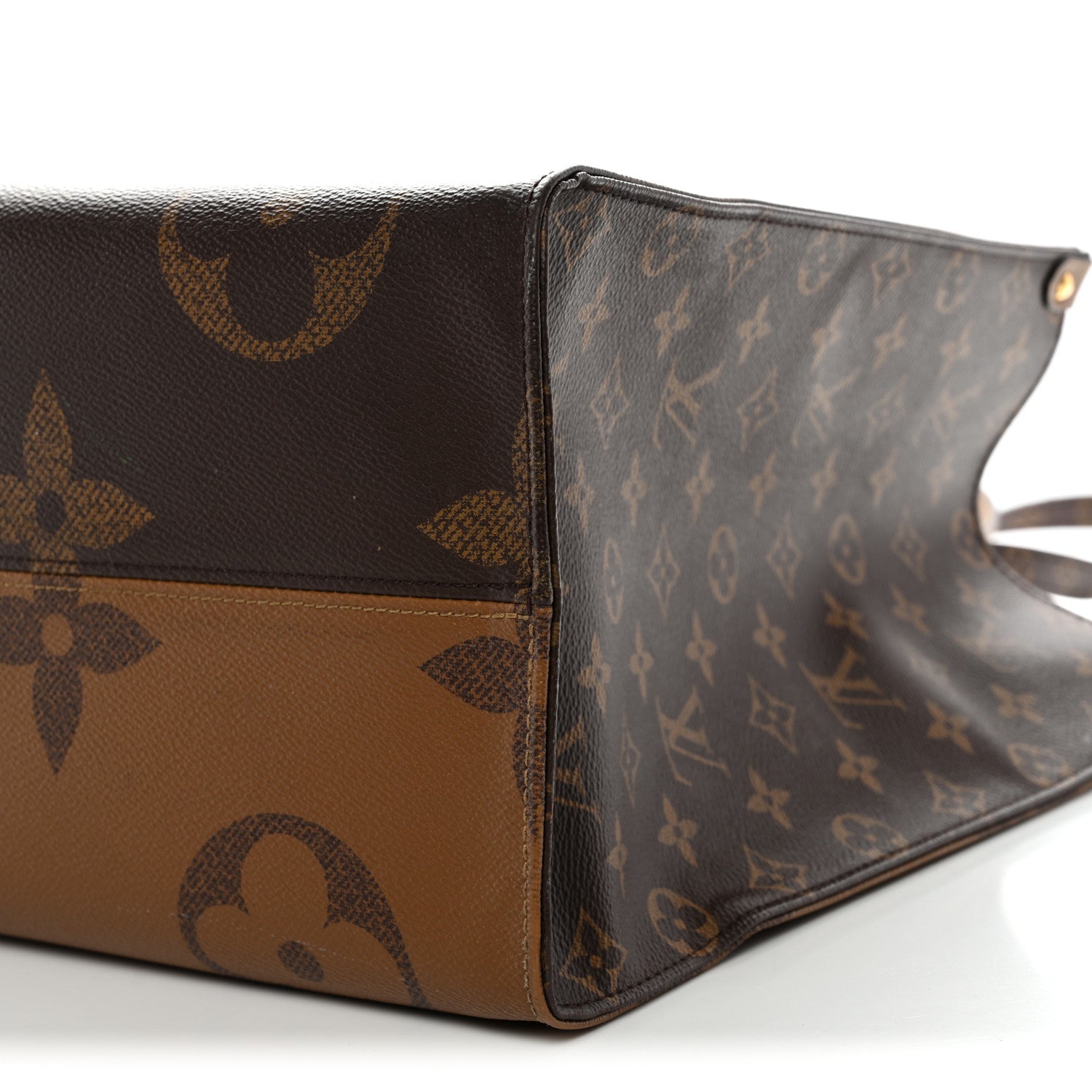 Reverse Monogram Giant Onthego GM
