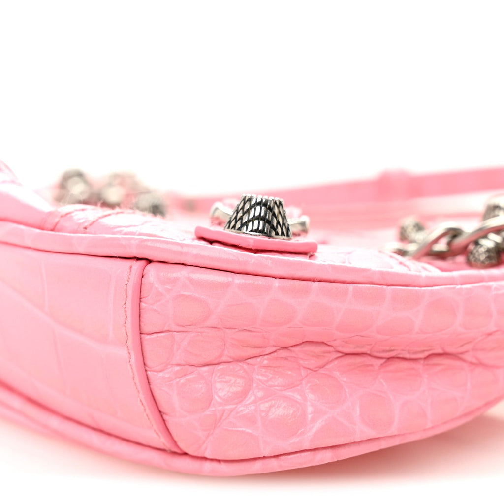 Extra Supple Calfskin Crocodile Embossed Le Cagole Mini Purse With Chain Sweet Pink