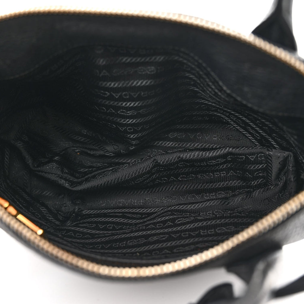 Vitello Daino Small Tote Black