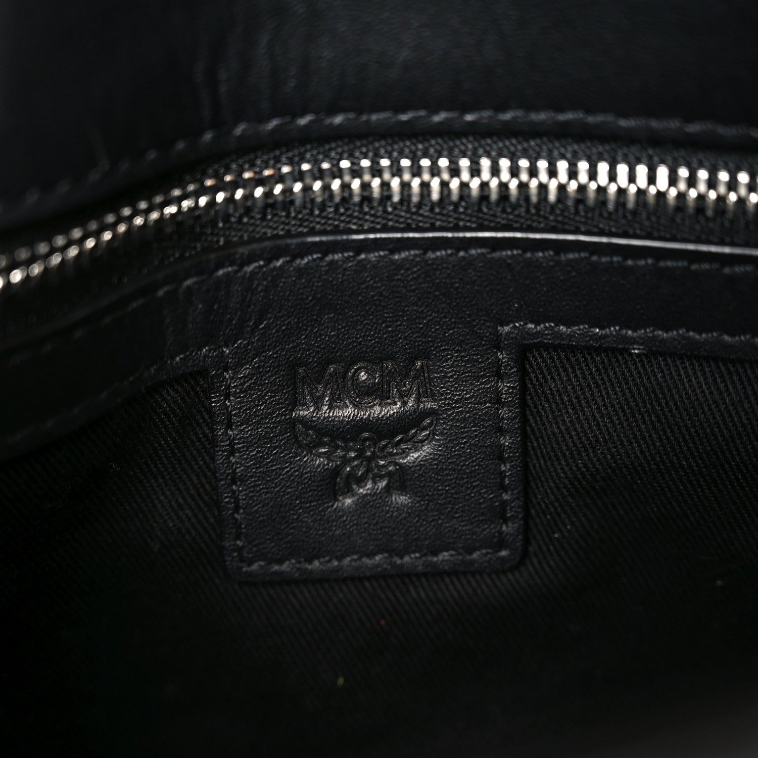 Visetos Small Millie Crossbody Belt Bag Black