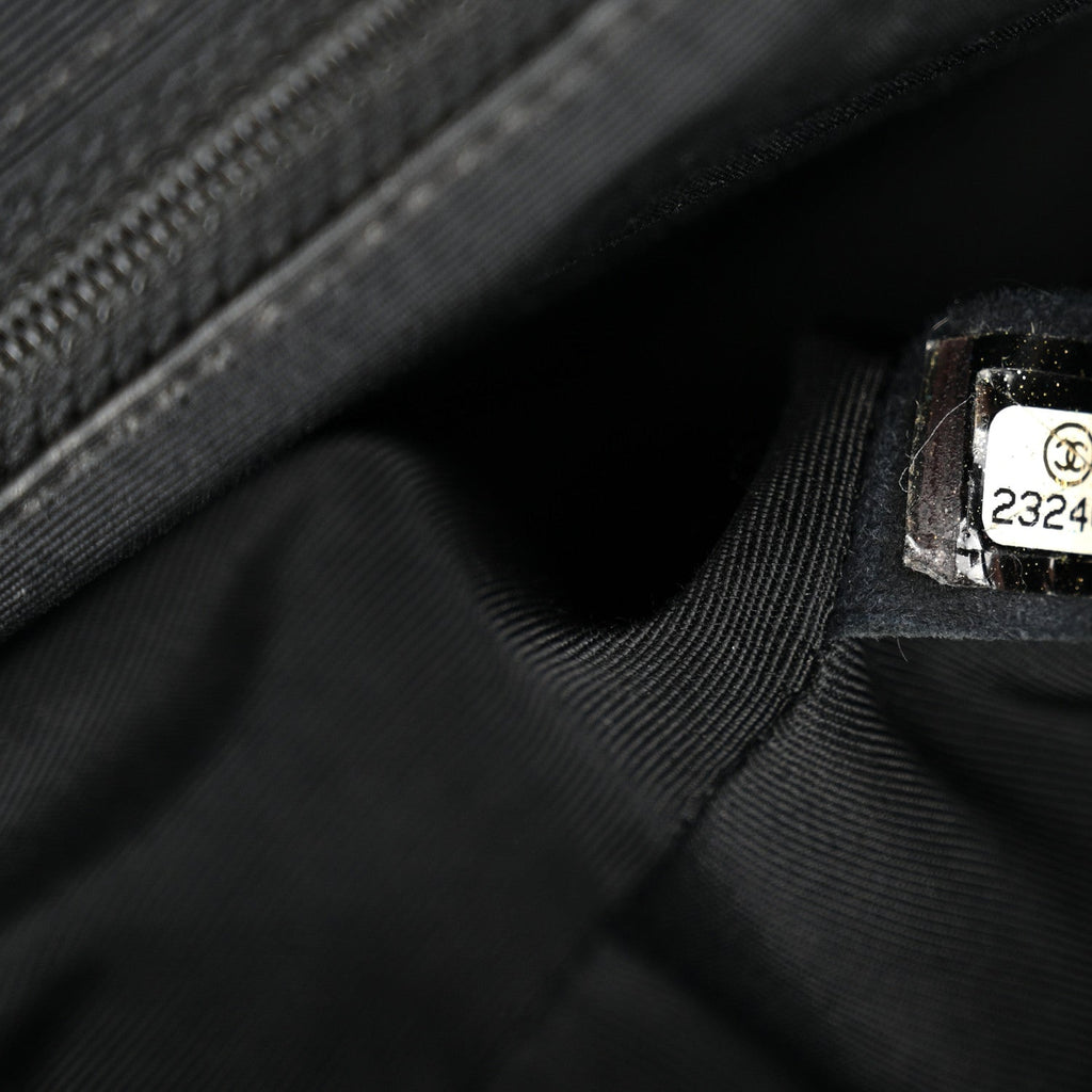 Lambskin Quilted Medium Elegant CC Flap Navy Black