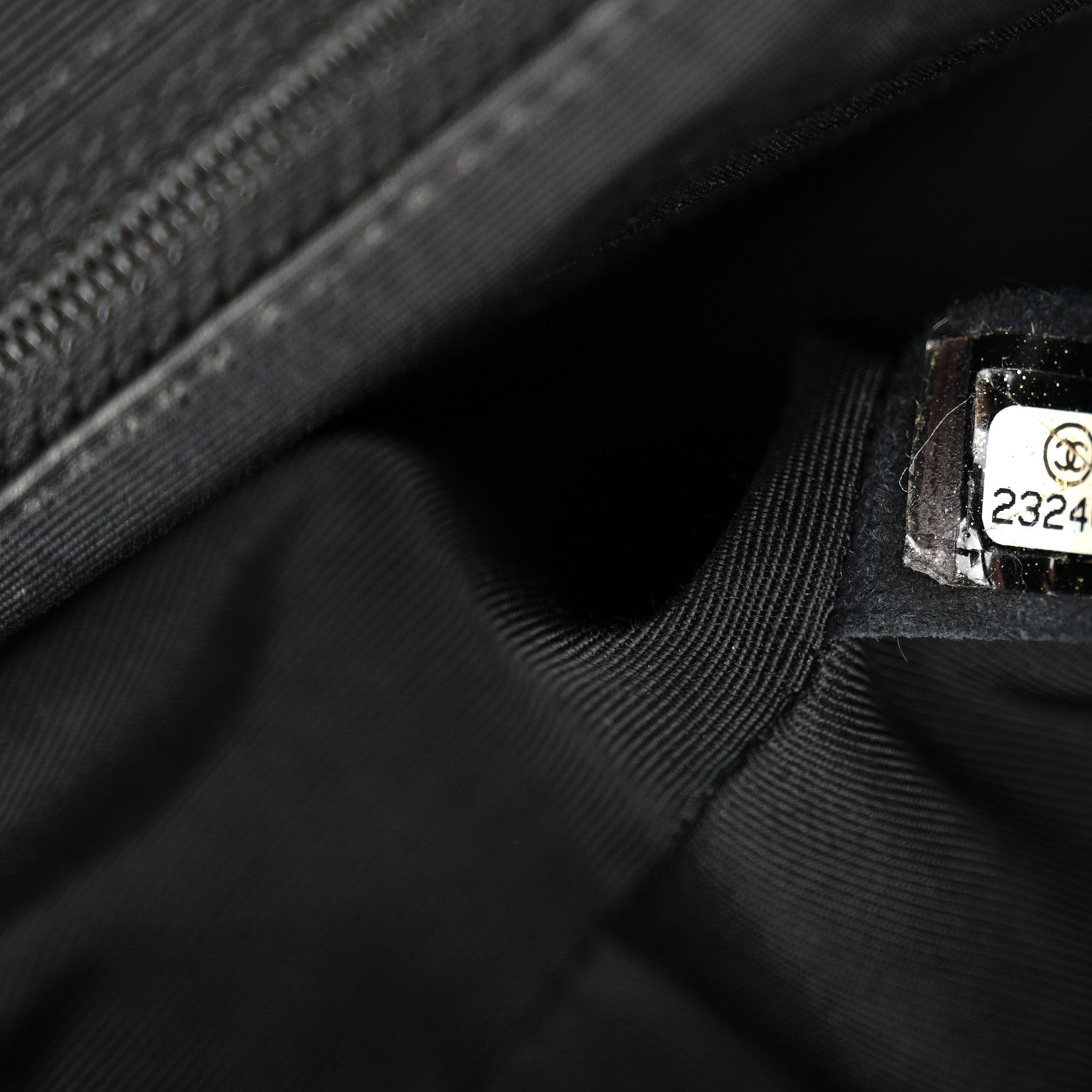 Lambskin Quilted Medium Elegant CC Flap Navy Black