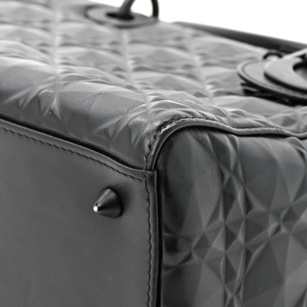 Calfskin Cannage Diamond Cannage Medium Lady Dior Black