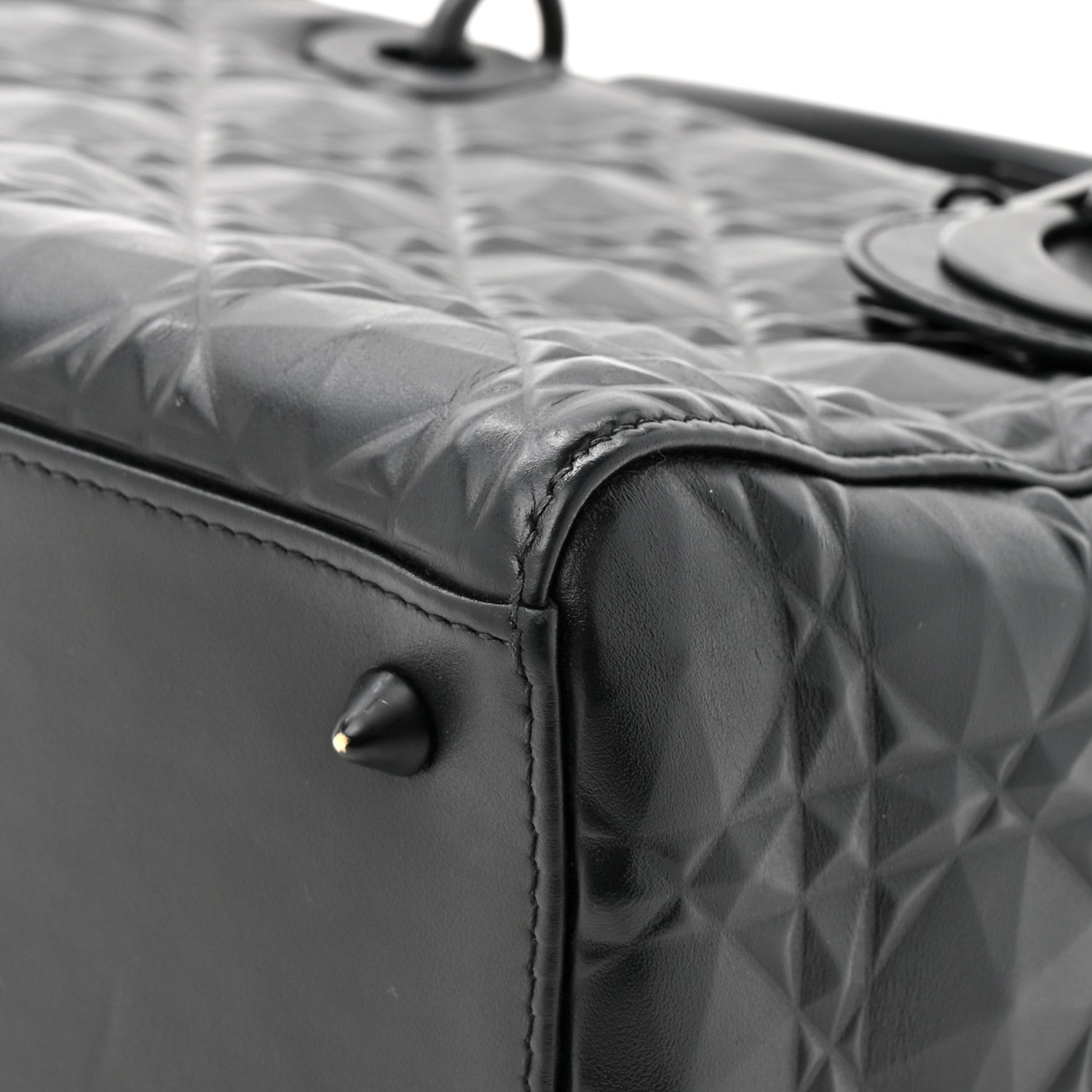 Calfskin Cannage Diamond Cannage Medium Lady Dior Black