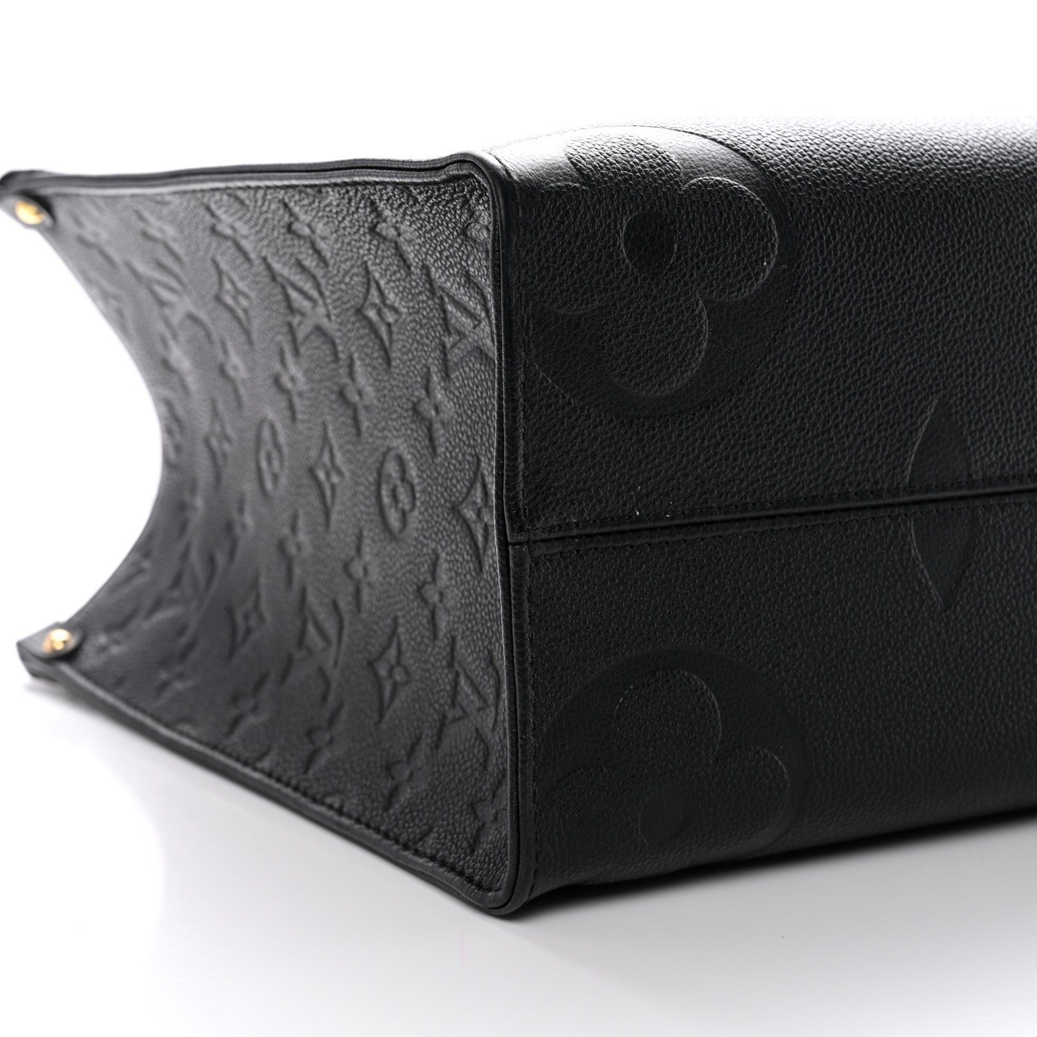 Empreinte Monogram Giant Onthego MM Black