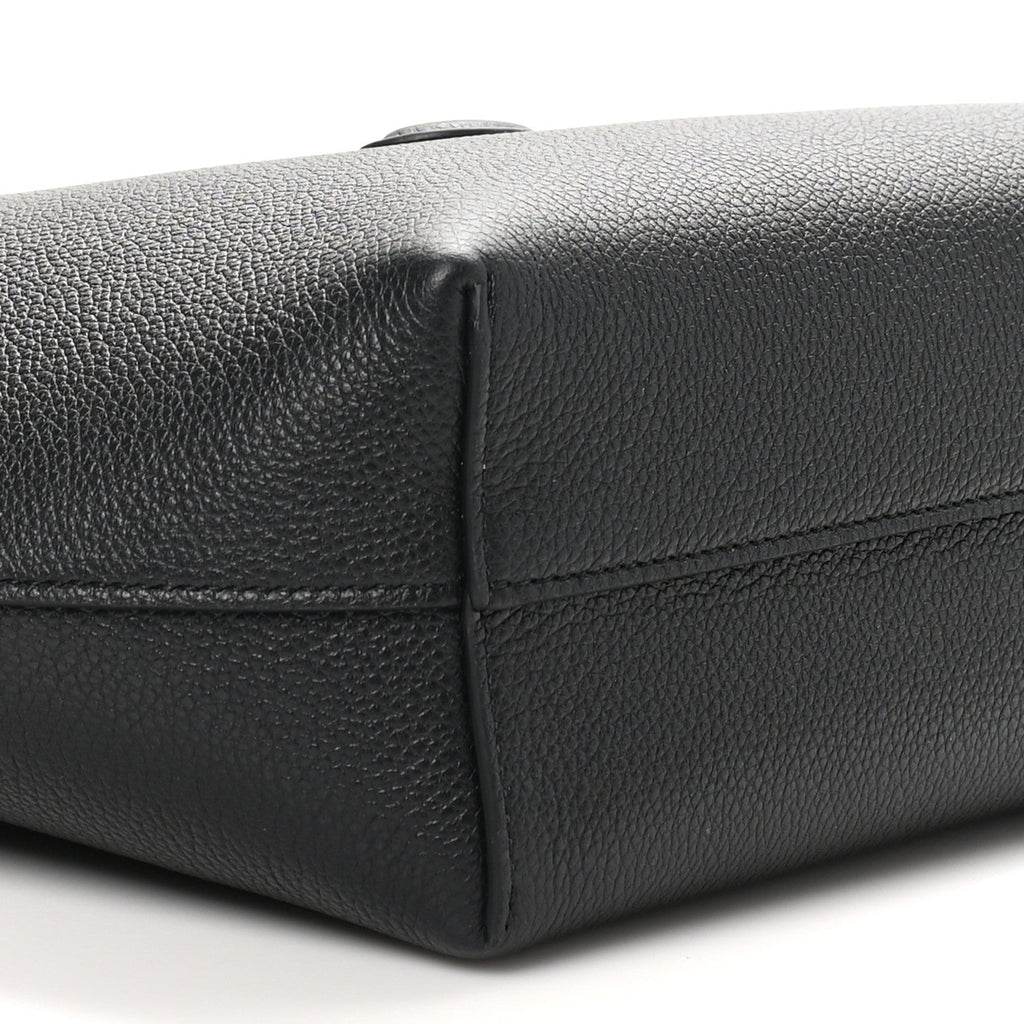 Grained Calfskin Triomphe Mini Cabas Anais Black
