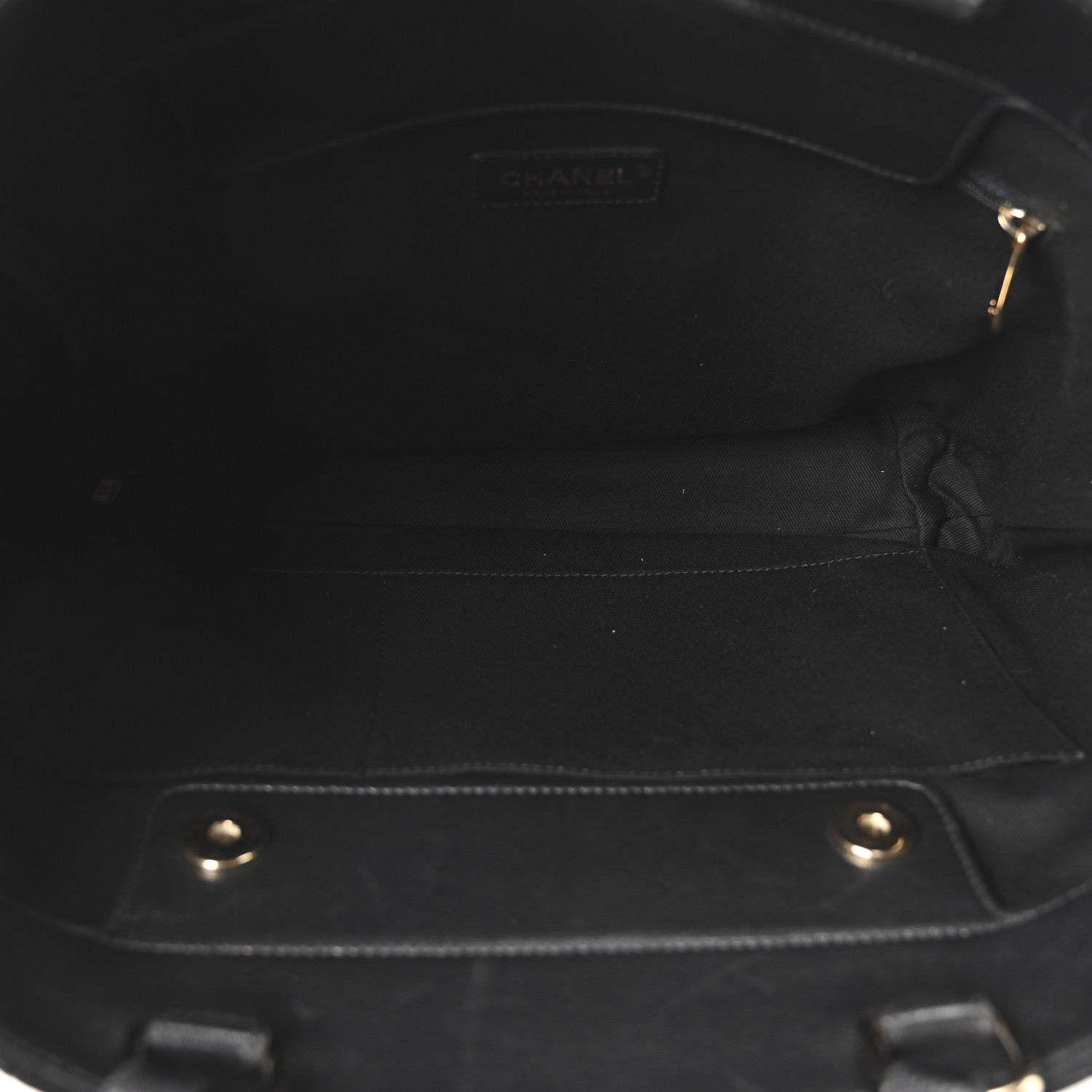 Sheepskin Caviar Quilted Medium Shopping Tote Black