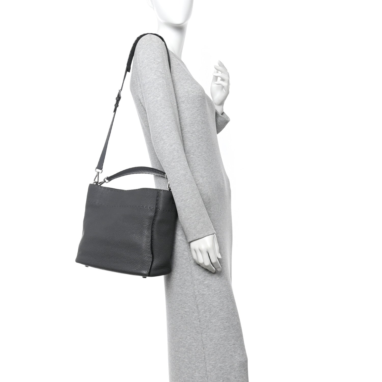 Cuoio Romano Selleria Small Anna Bucket Bag Asfalto