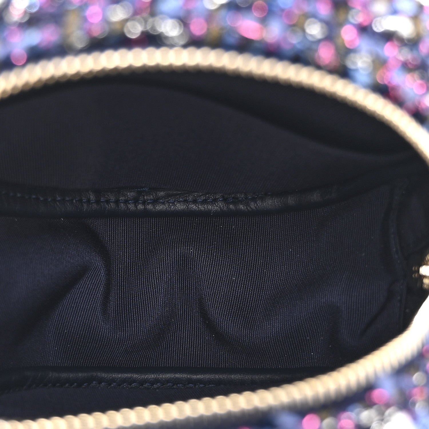 Tweed Quilted Round Clutch With Chain Multicolor
