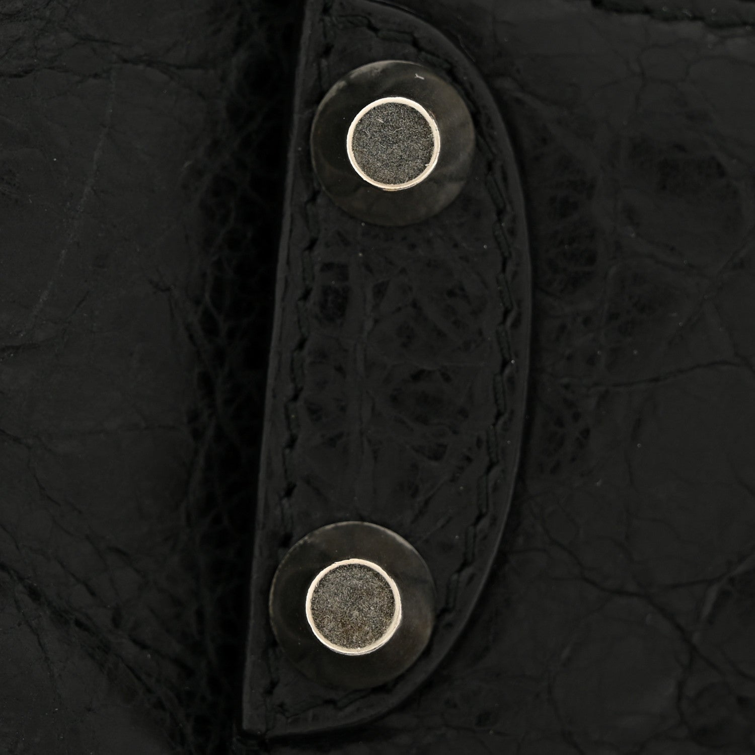 Agneau Arena Classic Hardware Grip Wallet Black