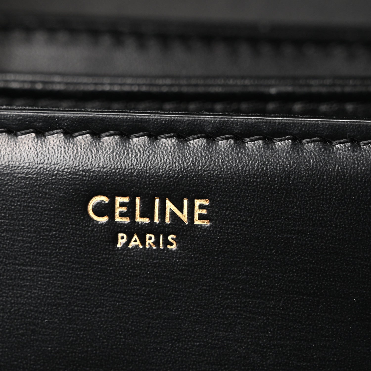 Shiny Calfskin Medium Triomphe Black