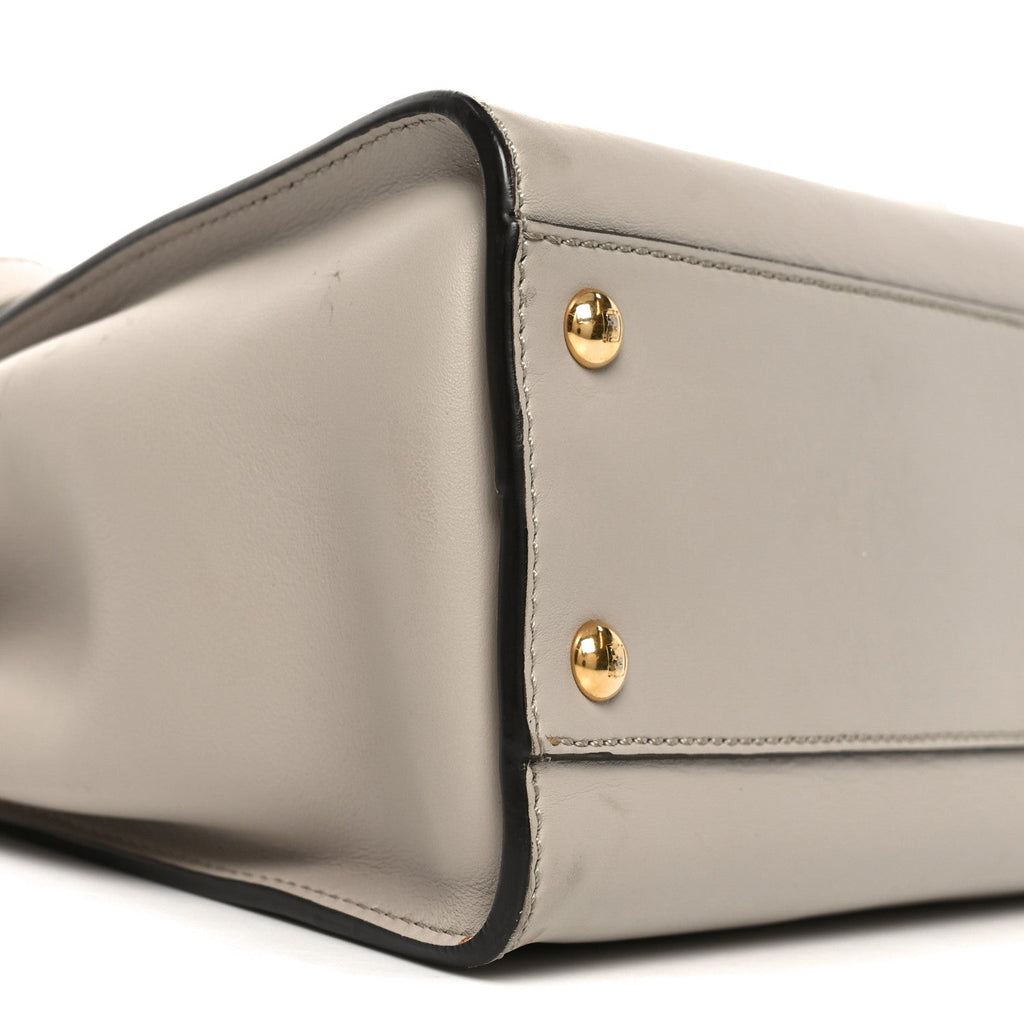 Vitello Seta Shiny Nappa Medium Peekaboo Iconic Satchel Grigio Polvere Bois de Rose