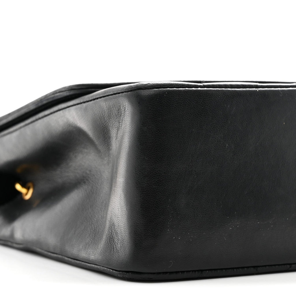 Lambskin Quilted Medium Single Flap Black