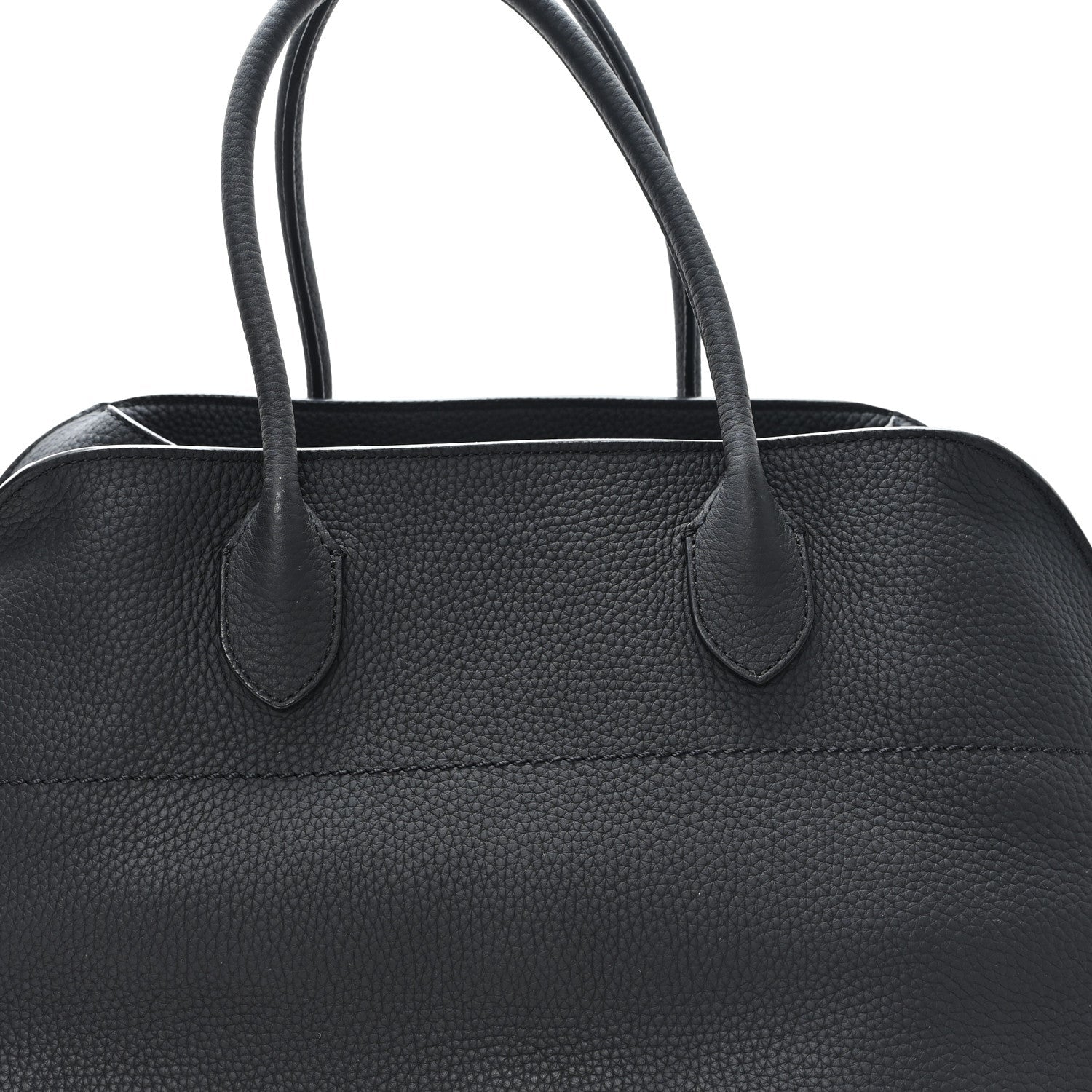 Matte Grained Calfskin Soft Margaux 15 Black