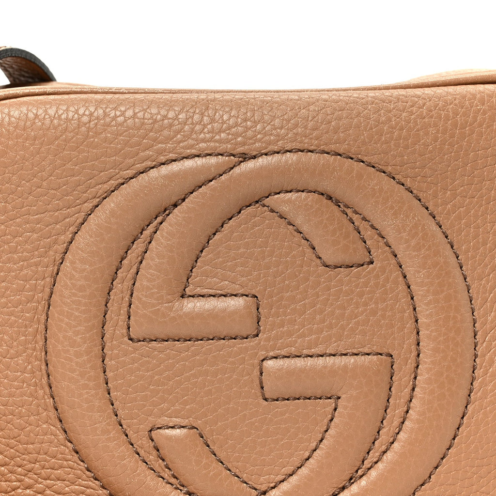 Pebbled Calfskin Small Soho Disco Bag Camelia