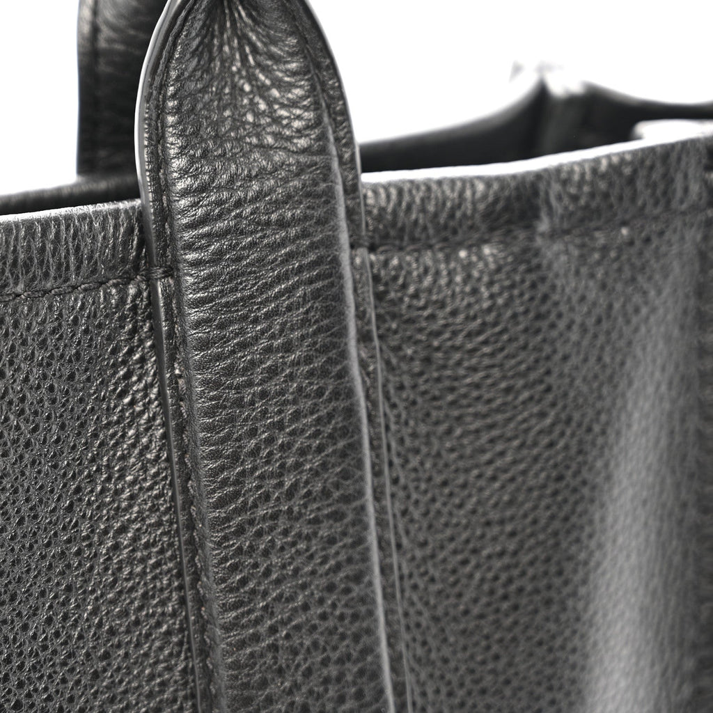 Grained Calfskin Medium The Tote Bag Black