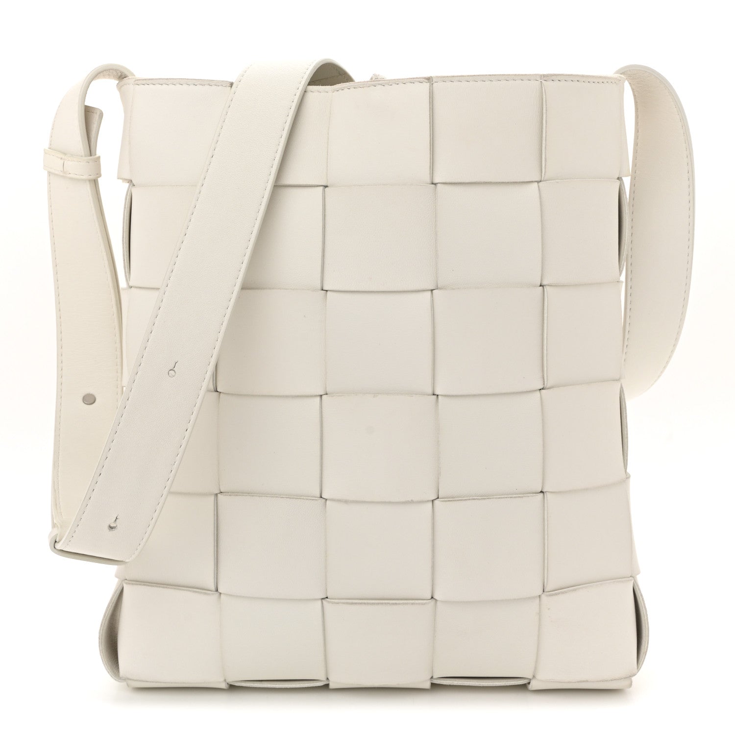 Lambskin Maxi Intrecciato Cassette Messenger Chalk