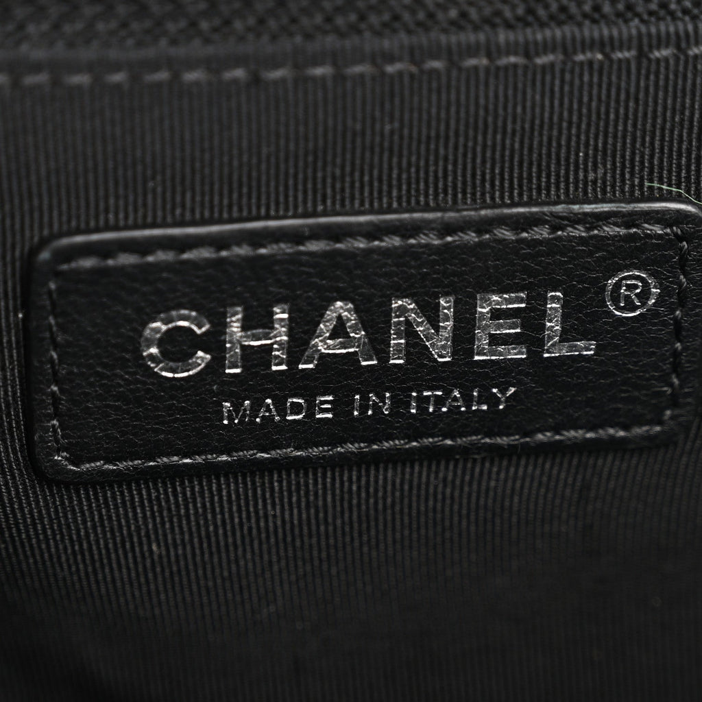 Caviar Quilted Large Boy Flap Black