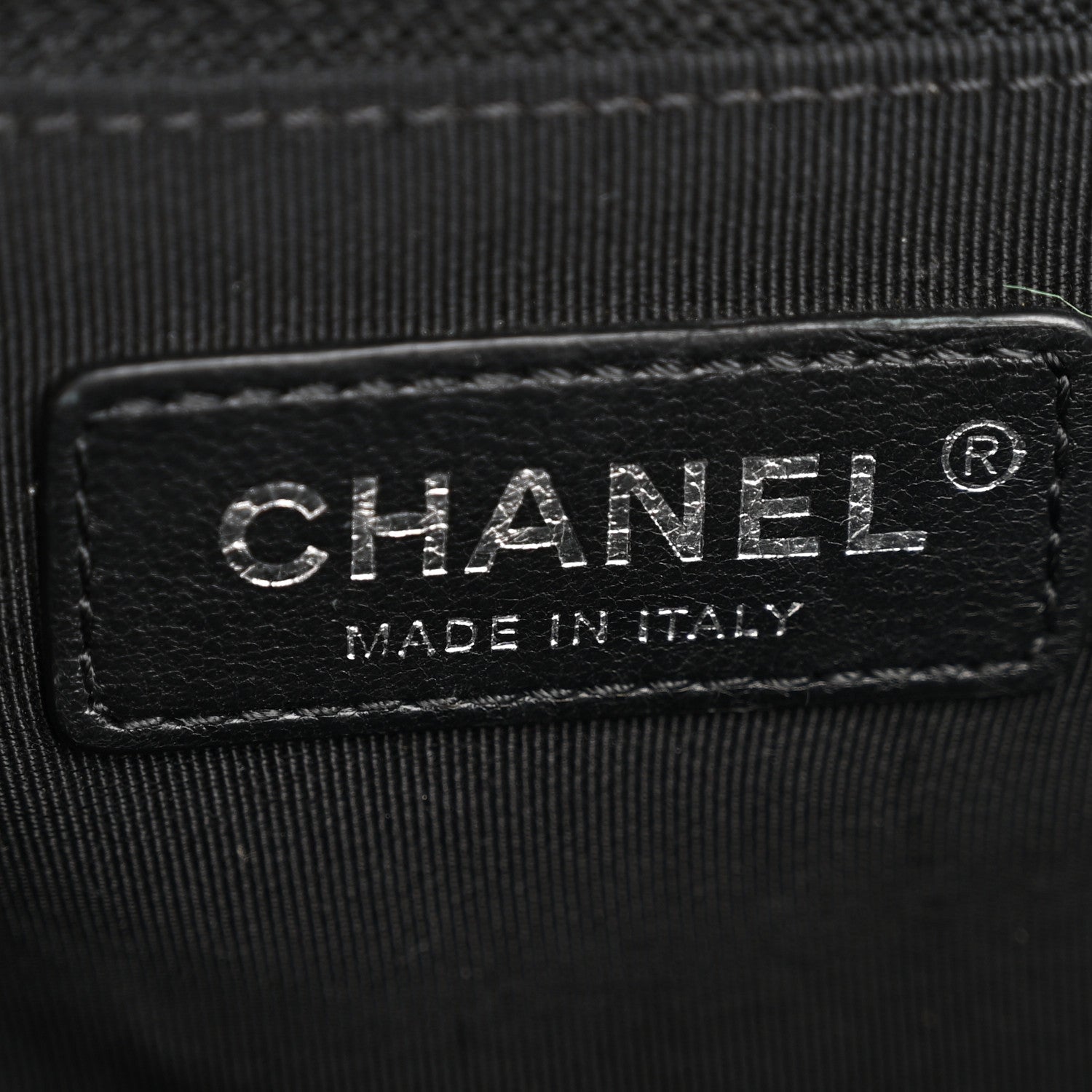 Caviar Quilted Large Boy Flap Black