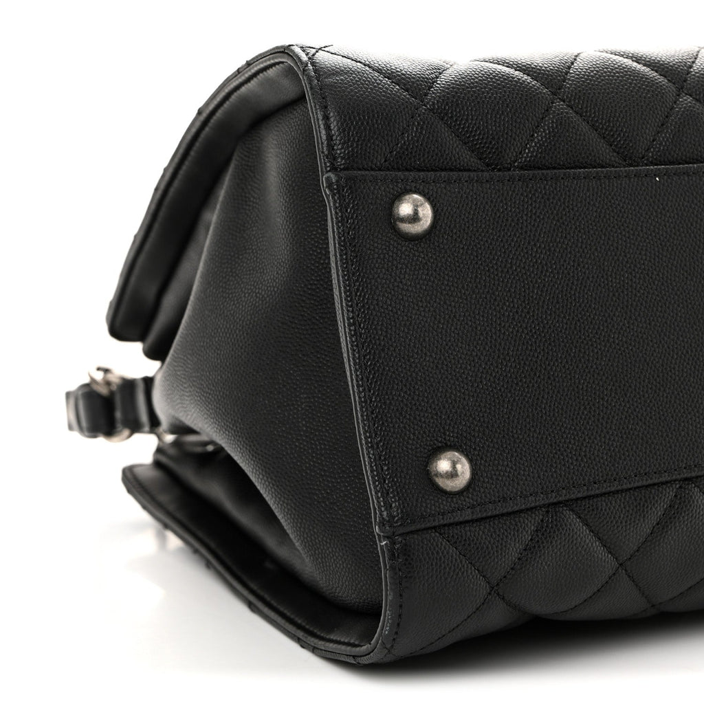 Caviar Quilted Medium CC Bucket Bag Black