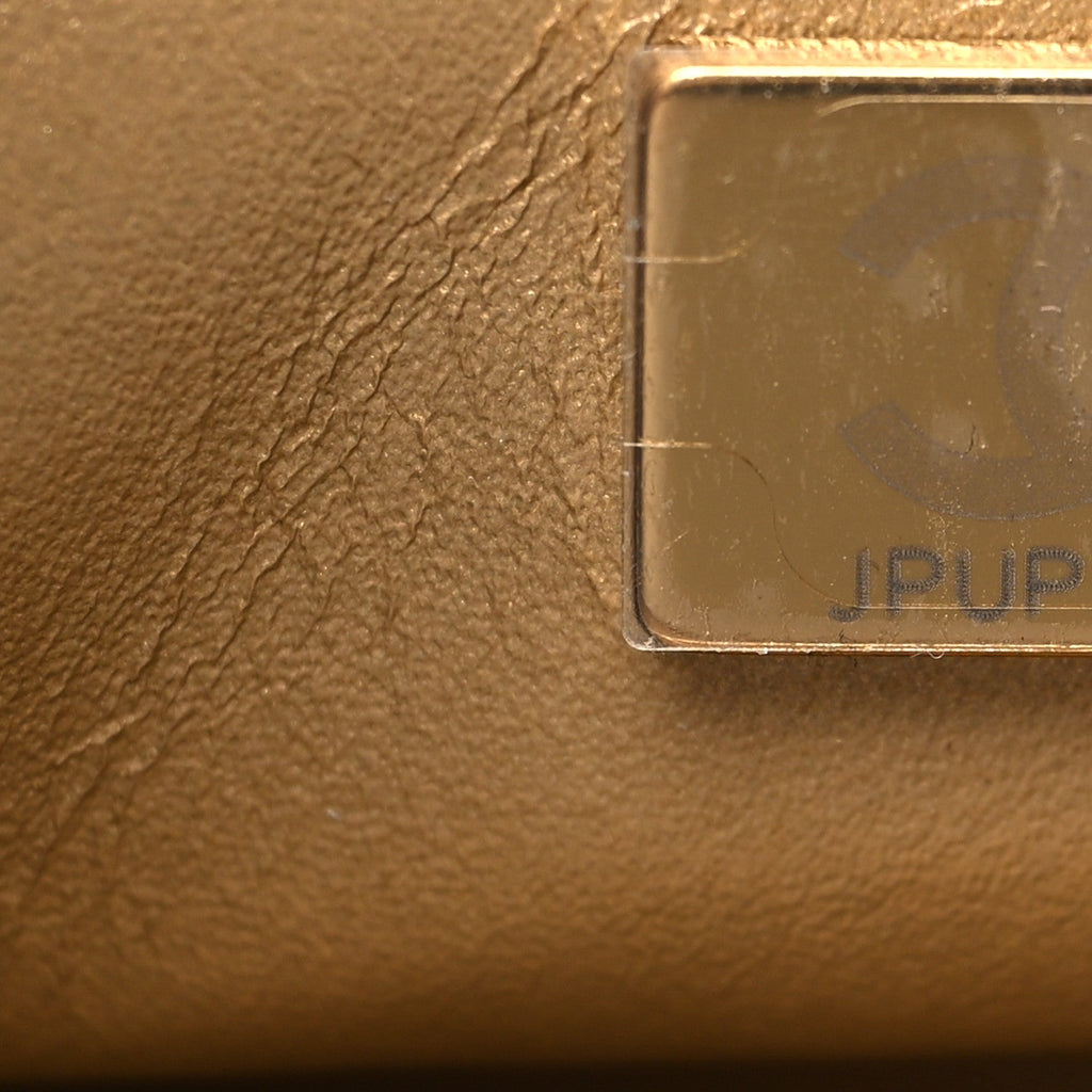 Lambskin Quilted Mini Pearl Crush Flap Light Grey