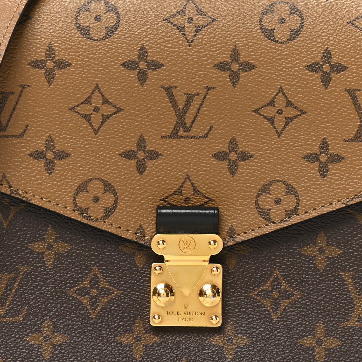 Reverse Monogram Pochette Metis