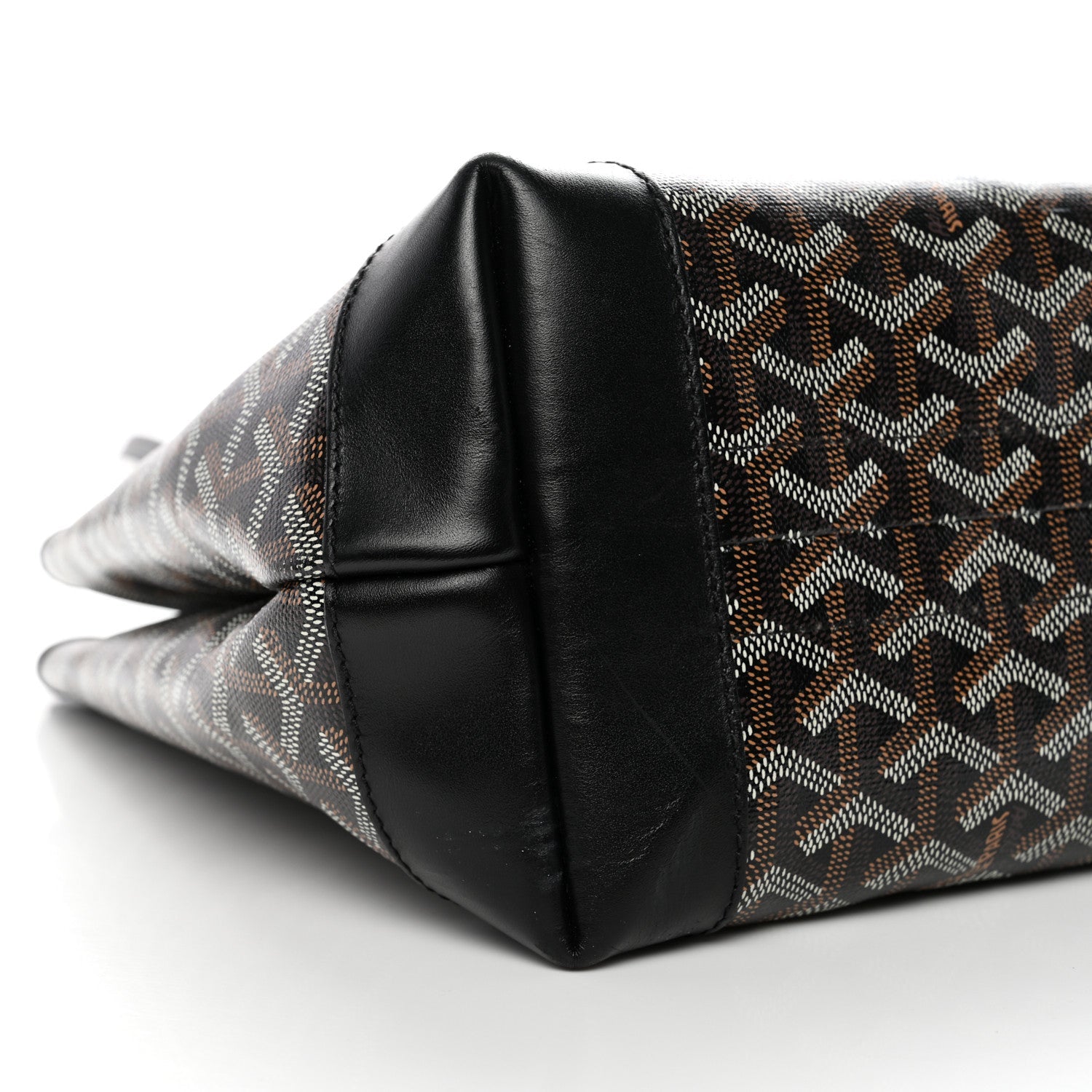 Goyardine Bellechasse PM Black