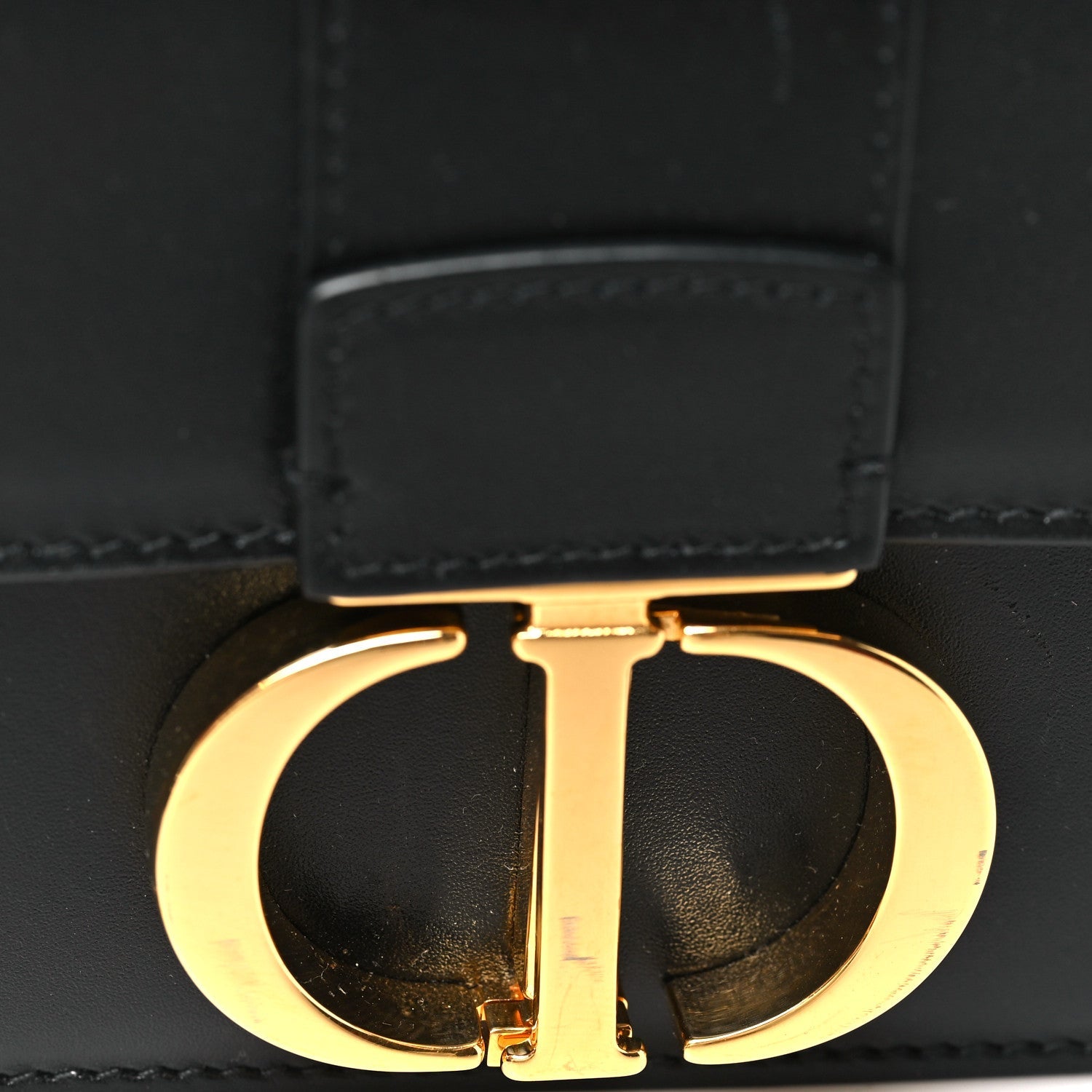 Smooth Calfskin 30 Montaigne Flap Bag Black
