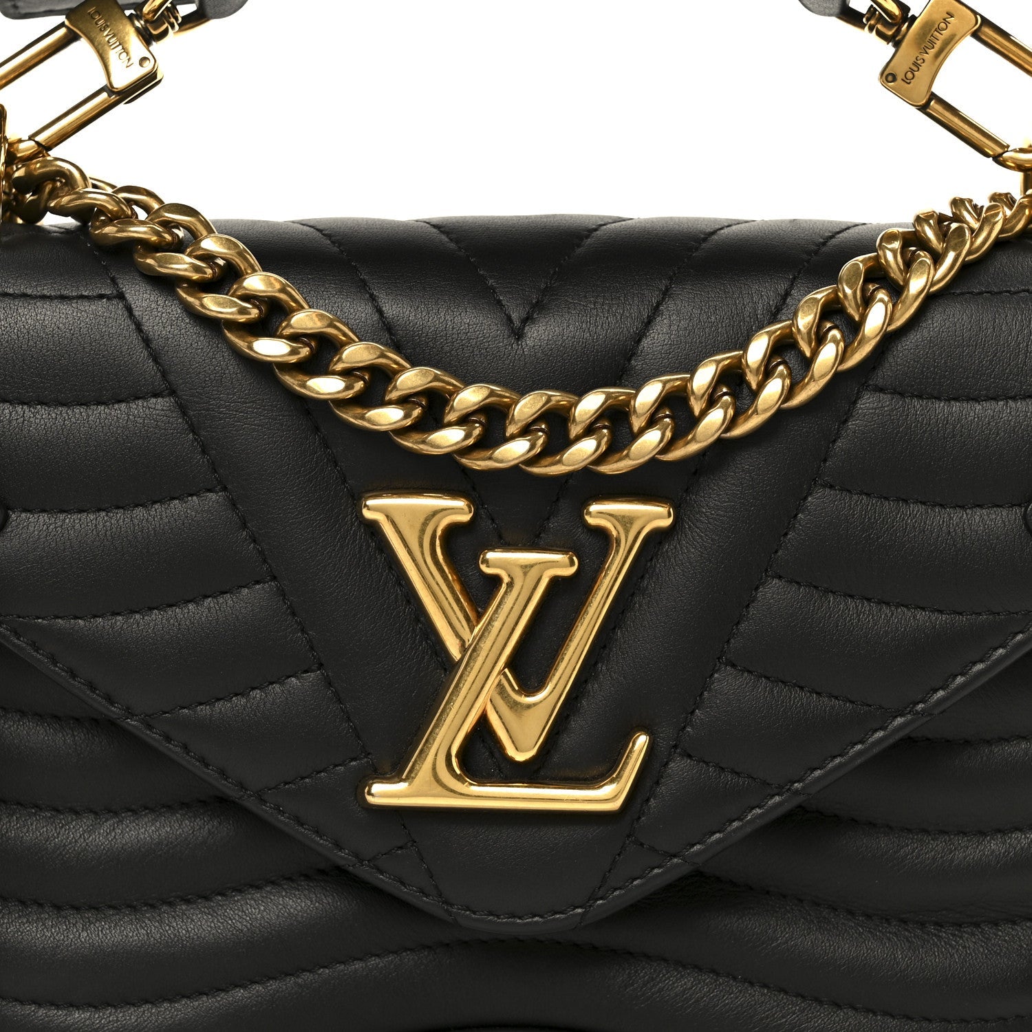 Calfskin New Wave Chain PM Black