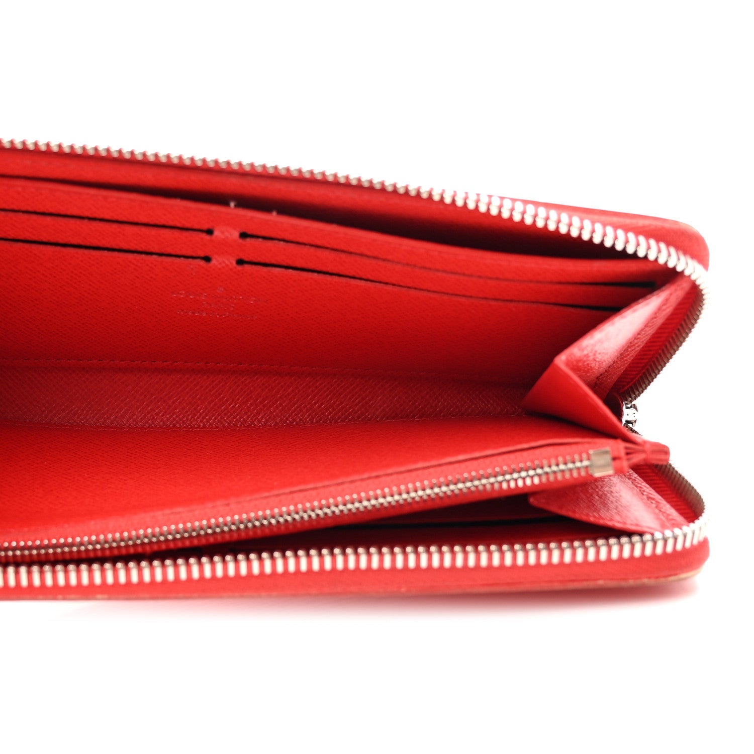 Epi Zippy Wallet Carmine