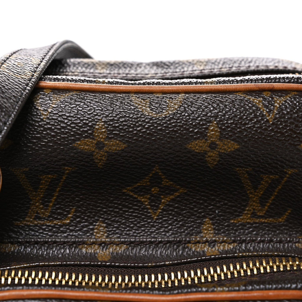 Monogram Amazone