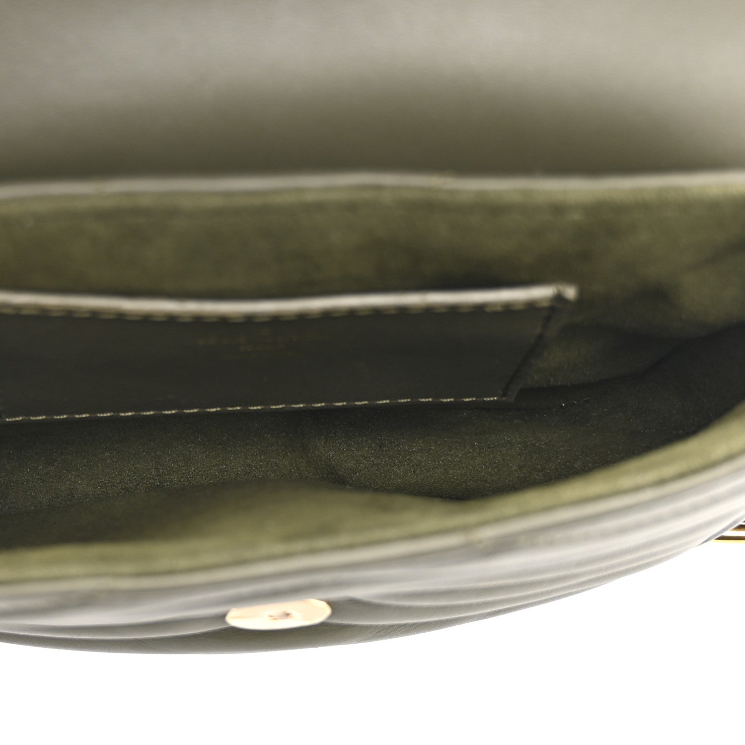 Calfskin New Wave Multi Pochette Kaki