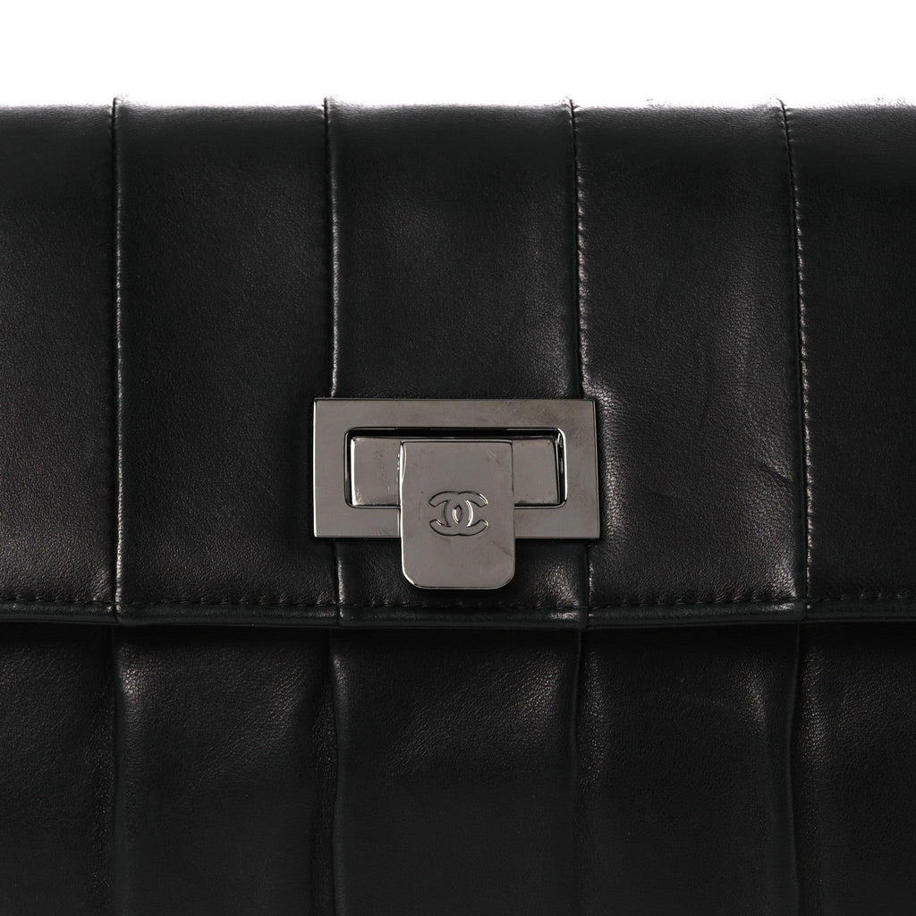 Lambskin Vertical Quilted Clutch Black