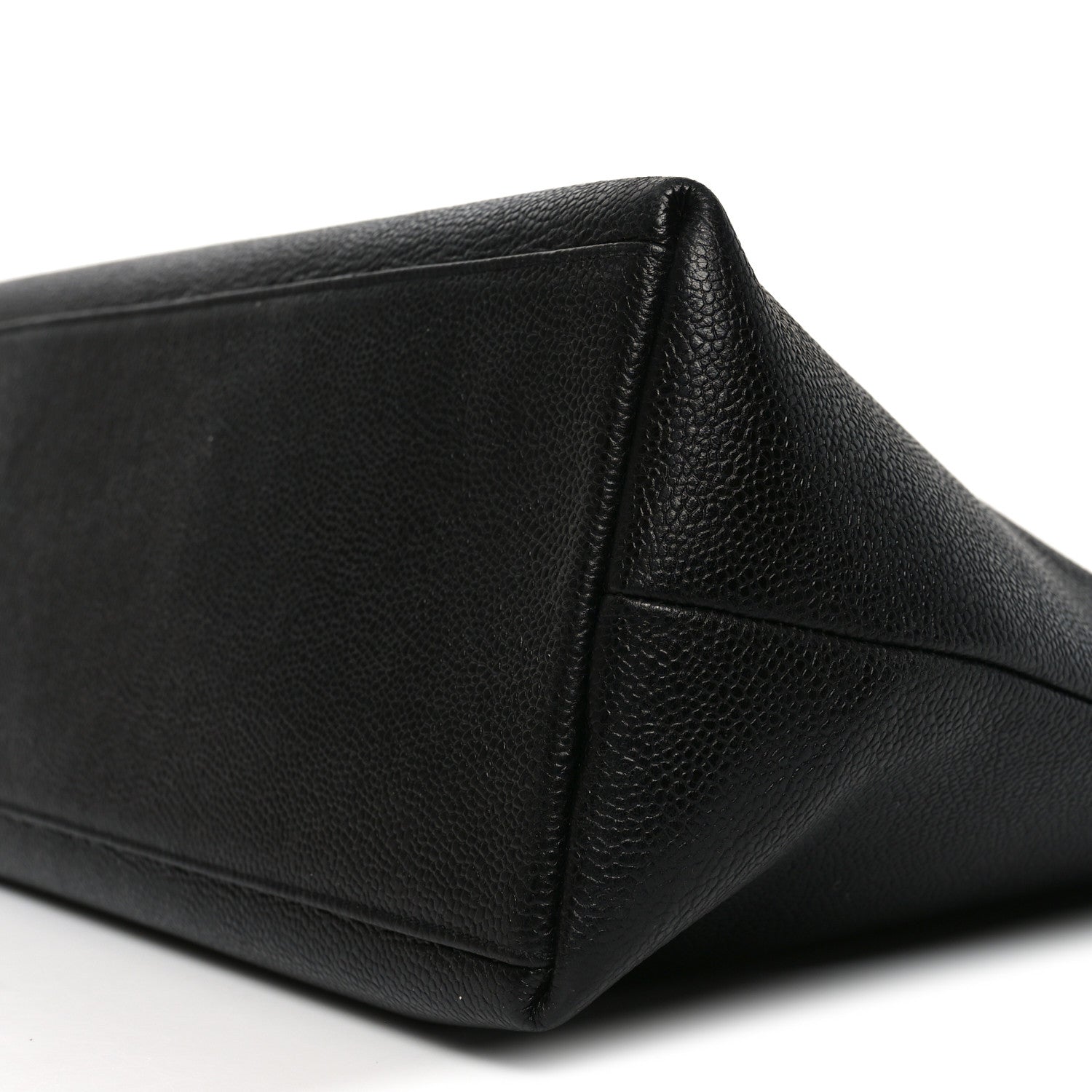 Caviar Large CC Shoulder Bag Black