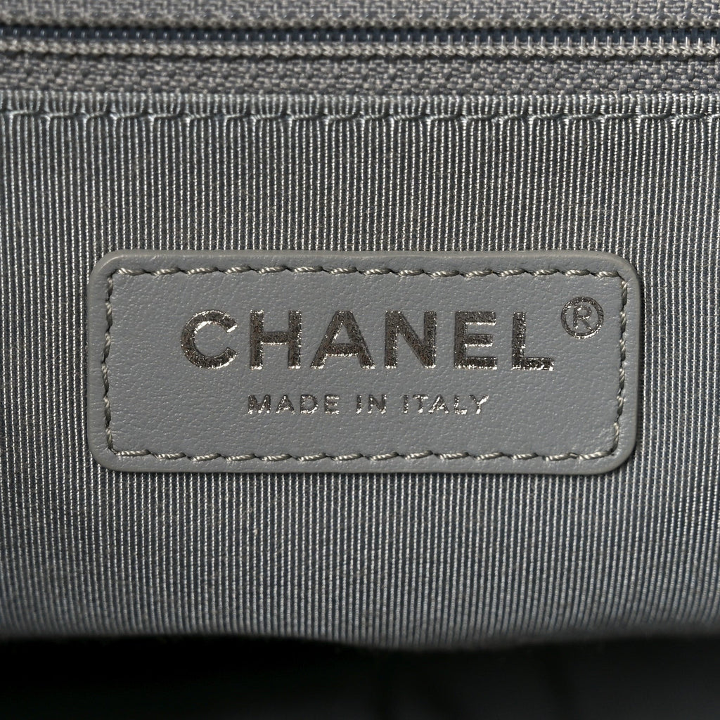 Metallic Crumpled Calfskin Chain 20s Signe Tote Silver
