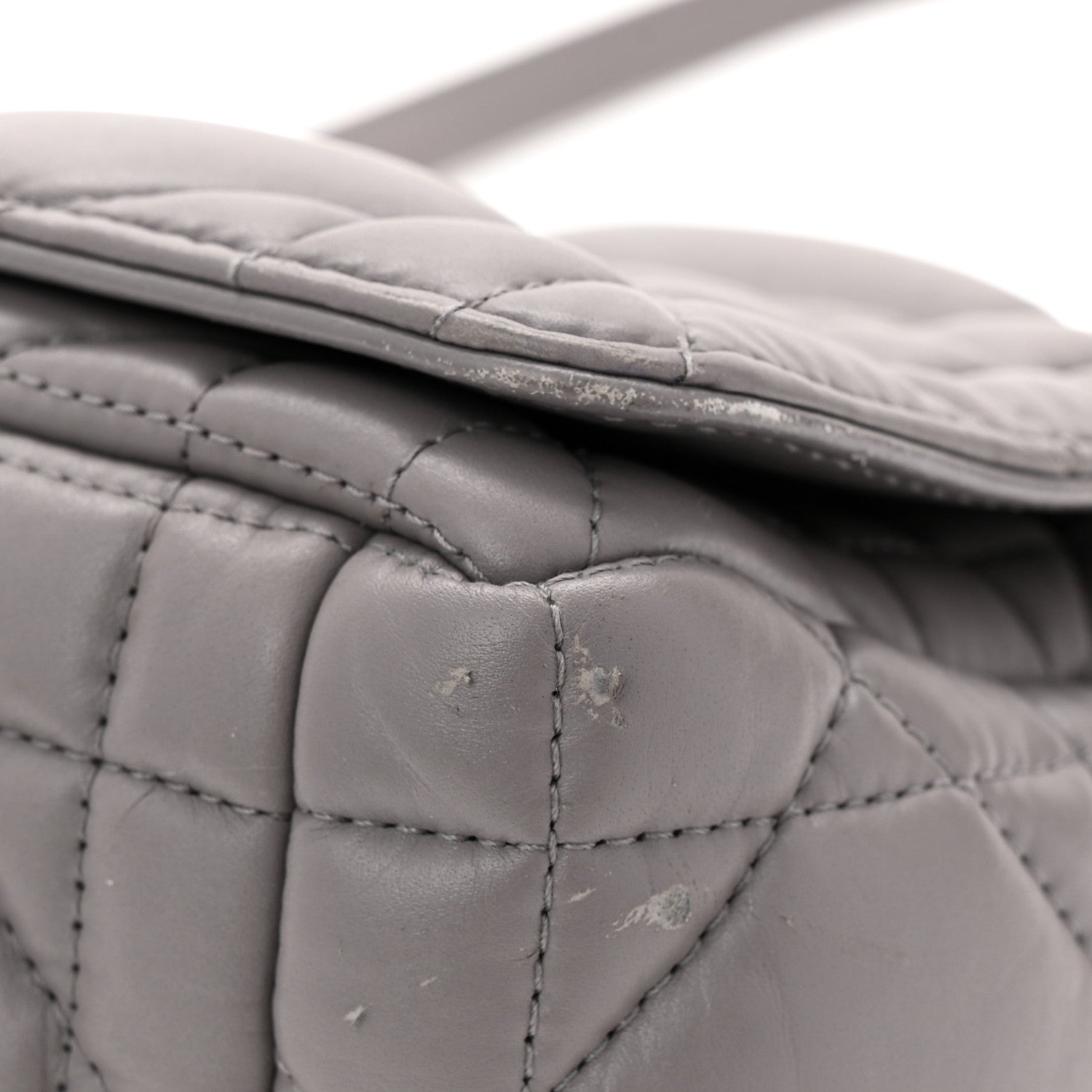 Calfskin Macrocannage Medium Caro Bag Iron Grey