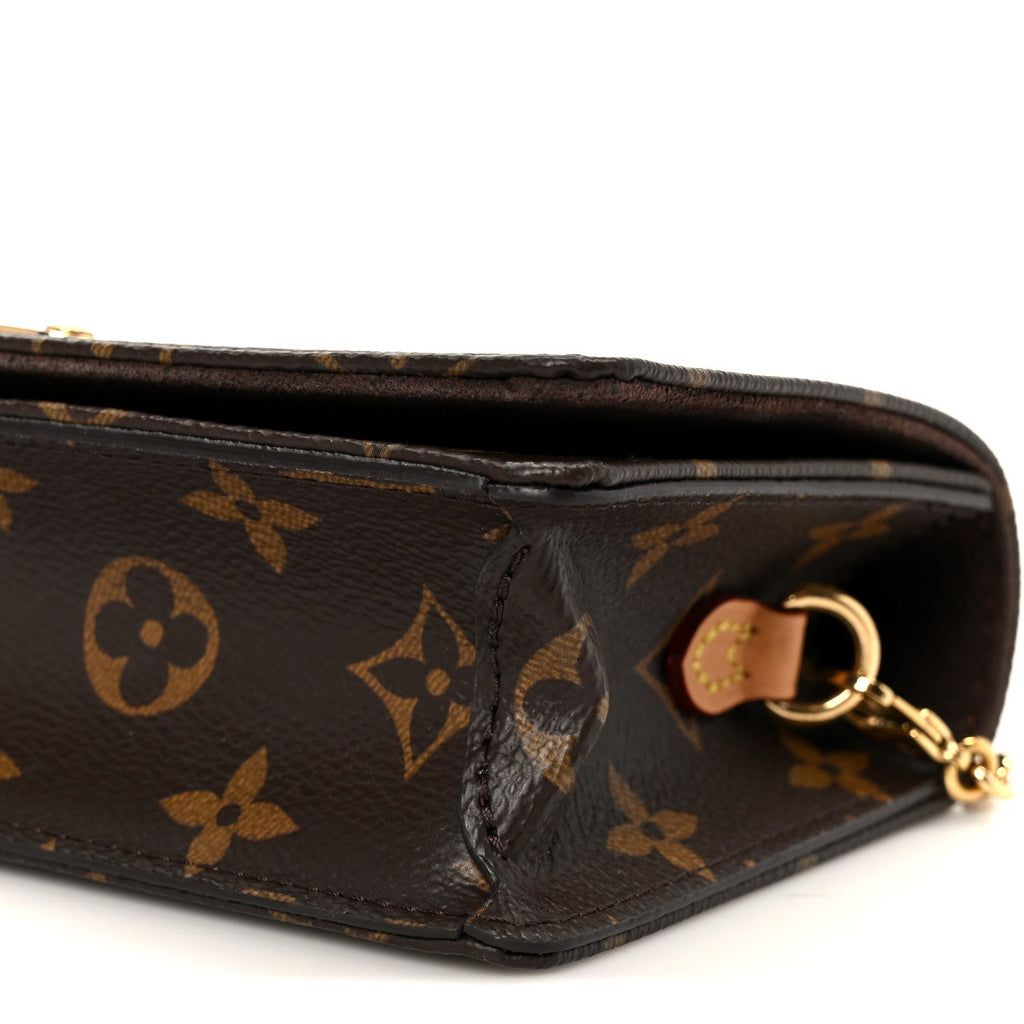 Monogram Lily Wallet On Chain
