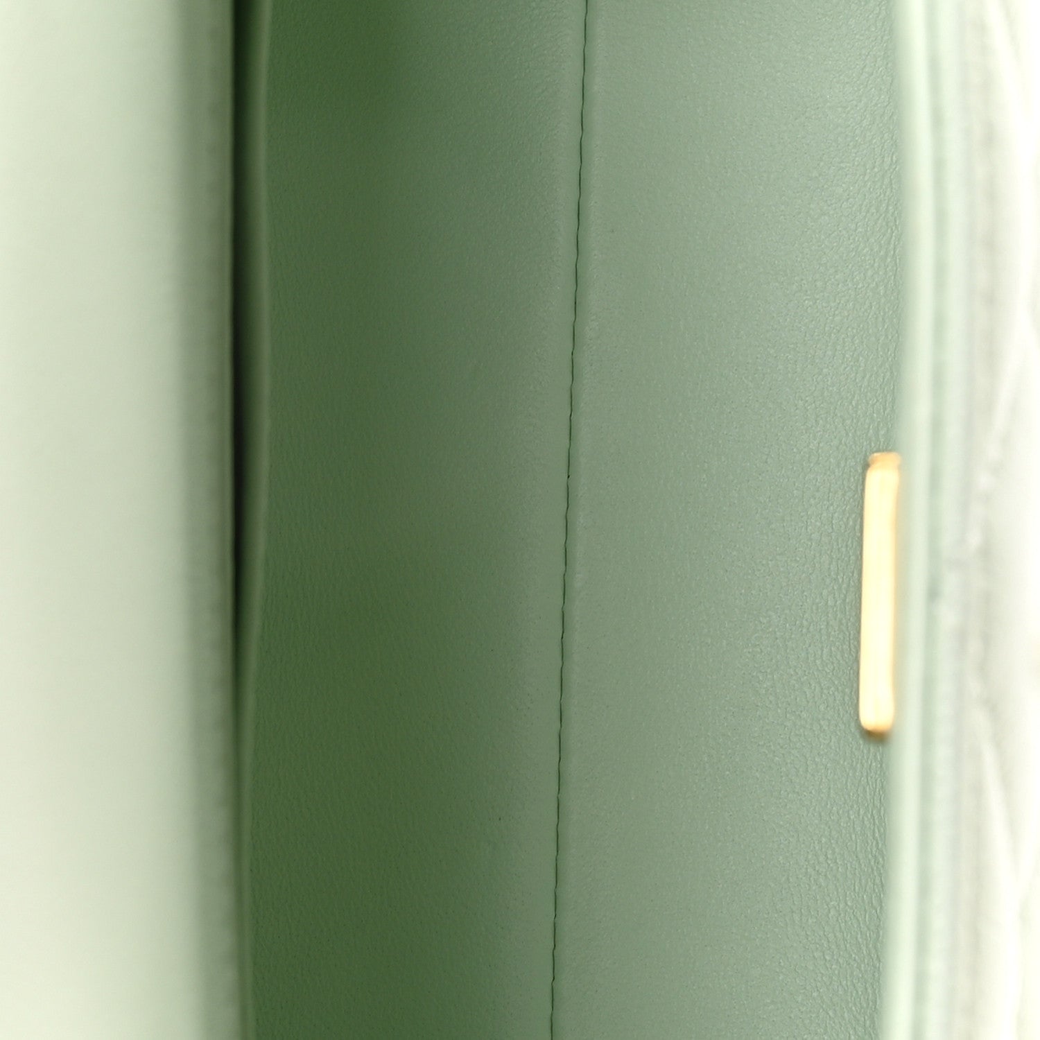 Caviar Quilted Retro Medium Twist Top Handle Clutch Light Green