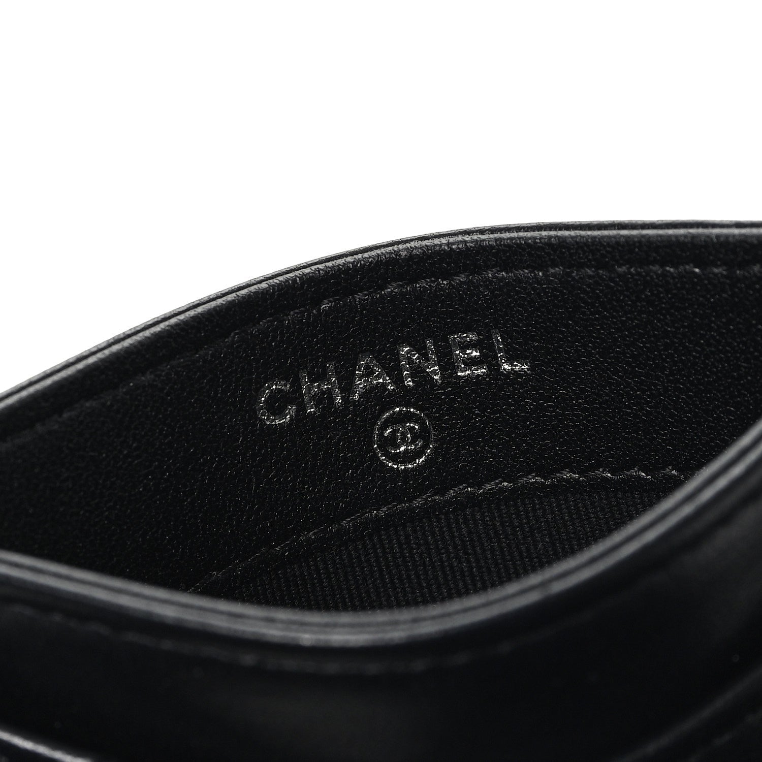 Pearly Lambskin Quilted  Holder So Black
