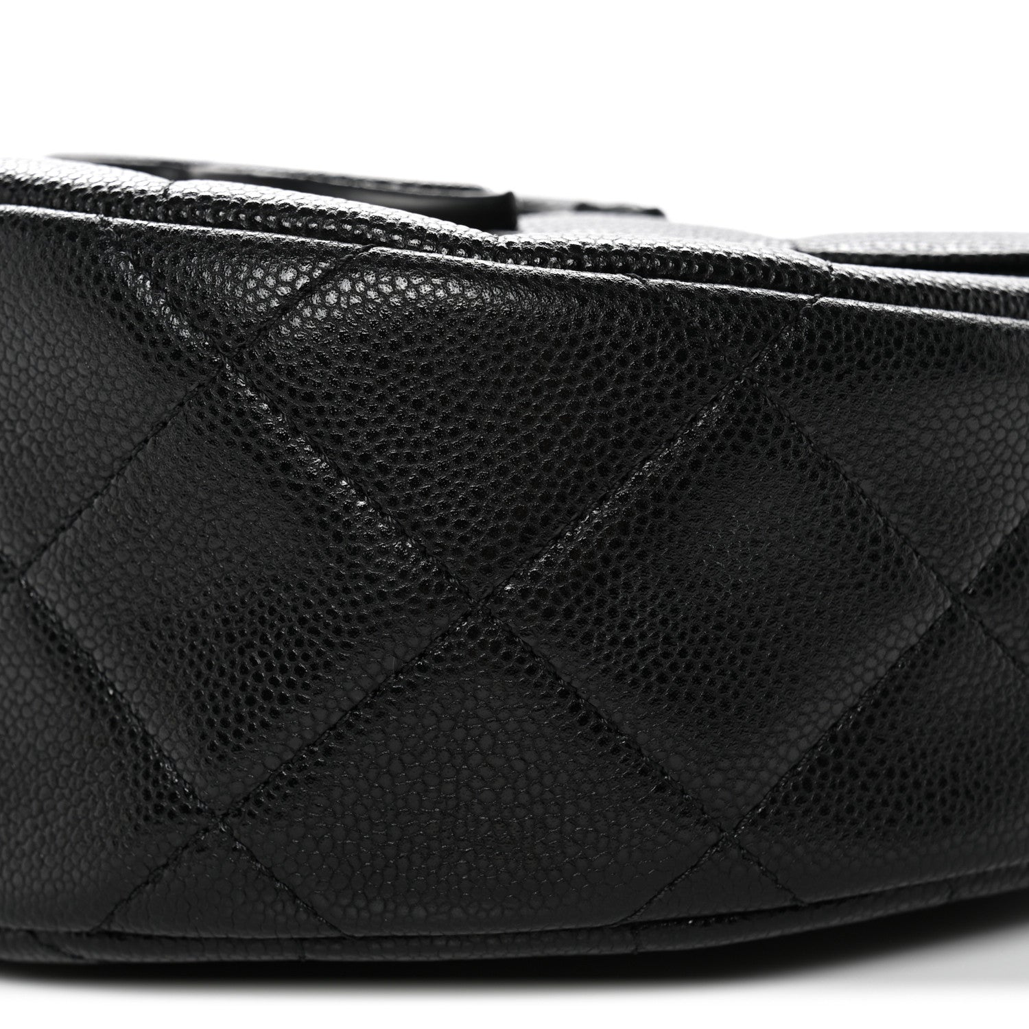Caviar Quilted Small Messenger Flap Black