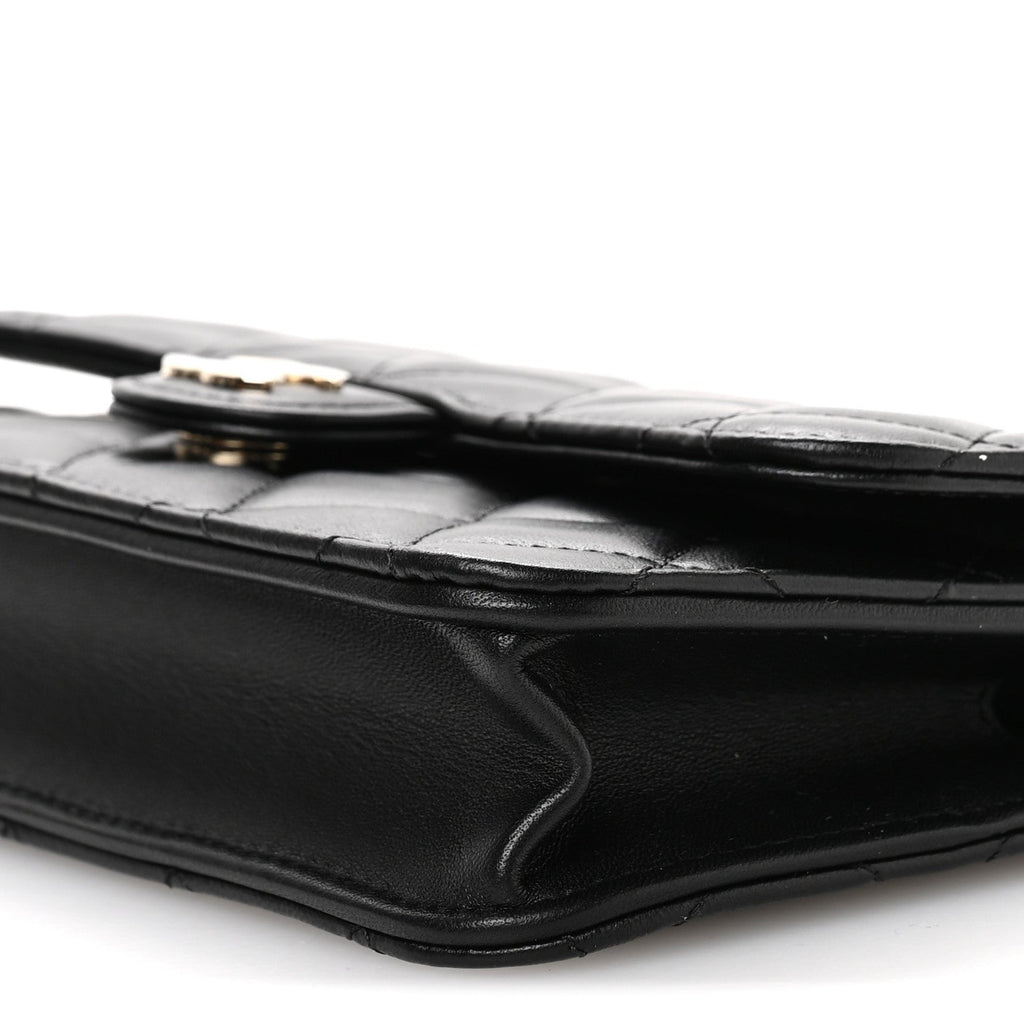 Lambskin Quilted Flap Phone Holder With Chain Black