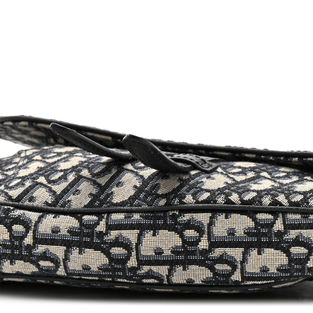 Oblique Mens Saddle Bag Blue