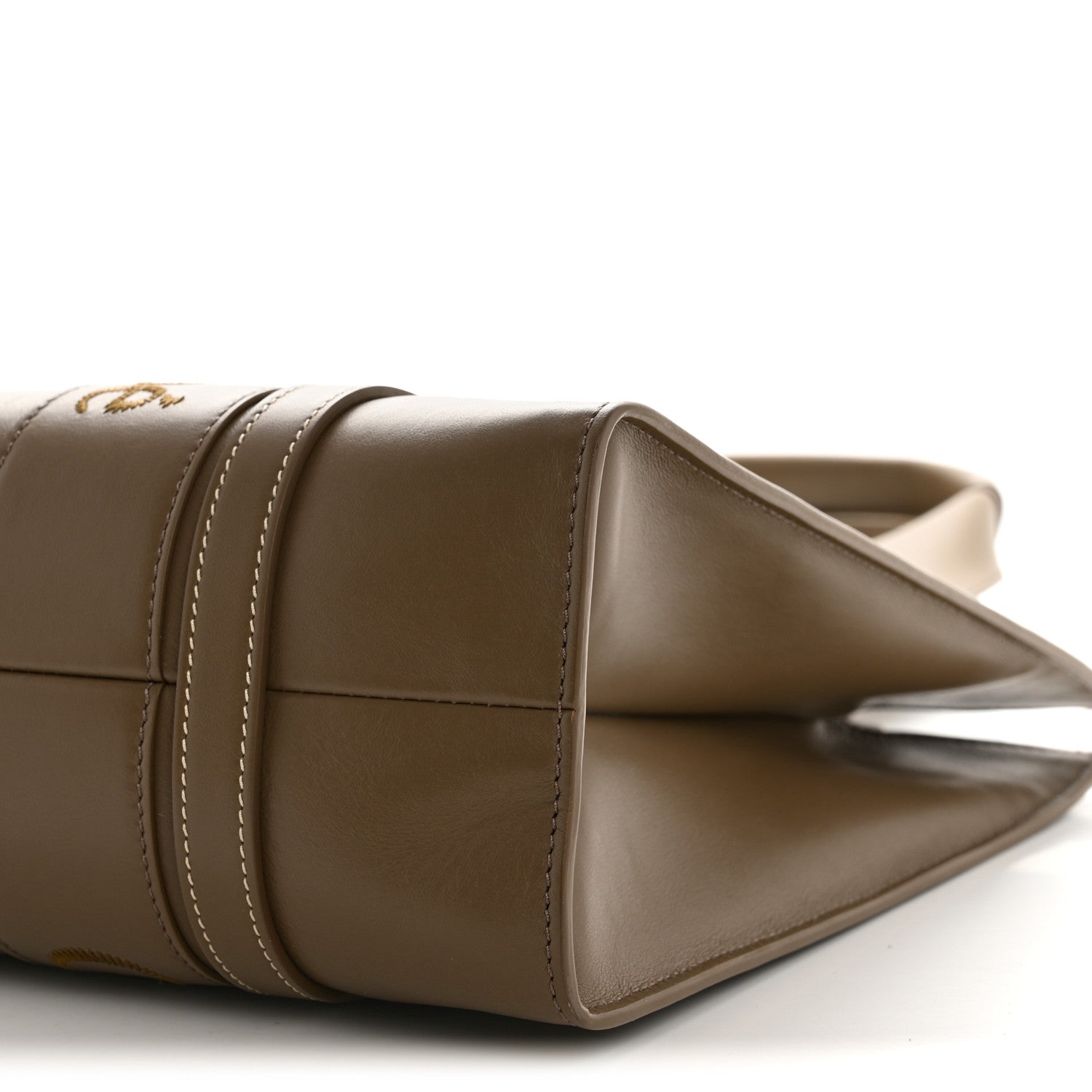 Calfskin Medium Woody Tote Army Green
