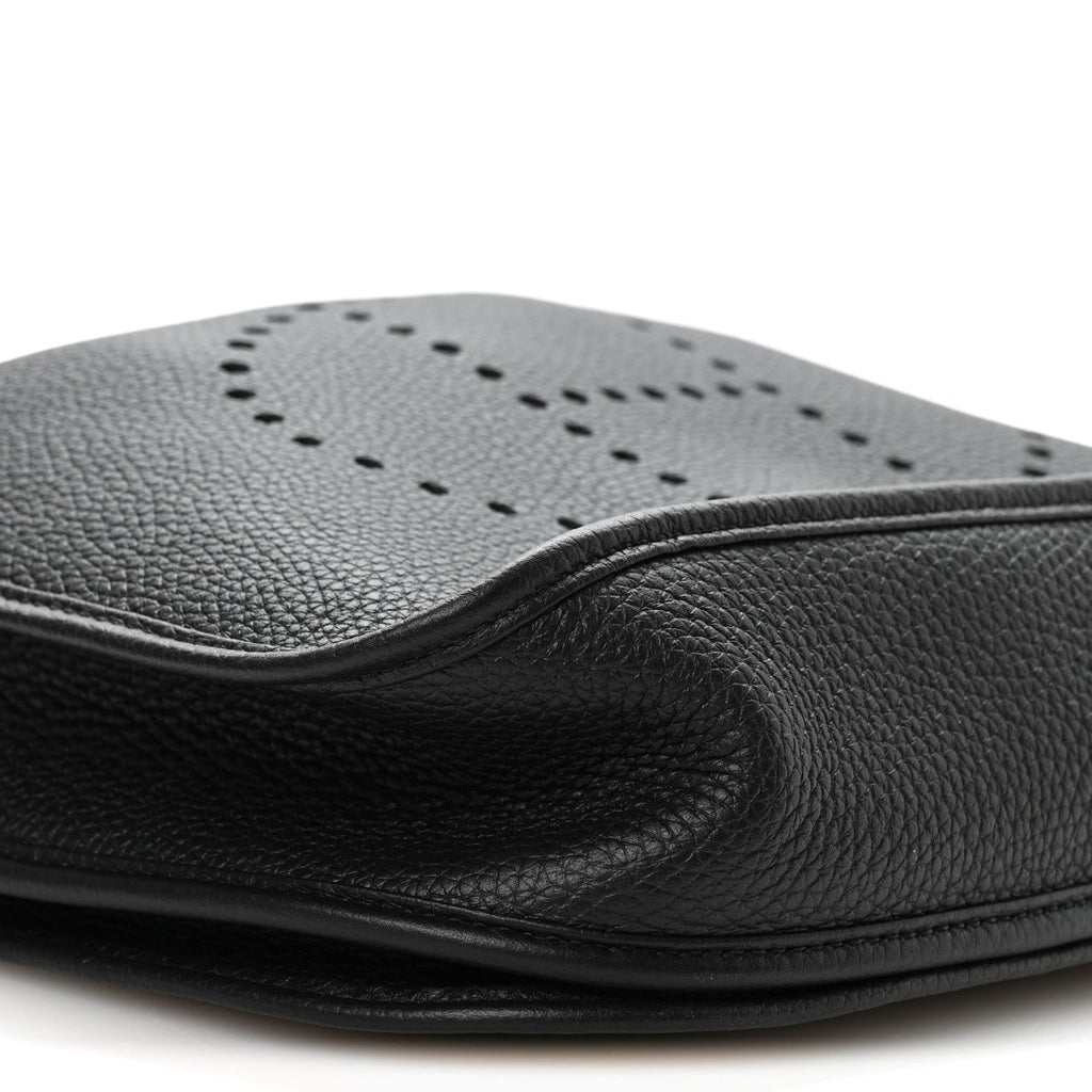 Taurillon Clemence EVELYNE III PM Black