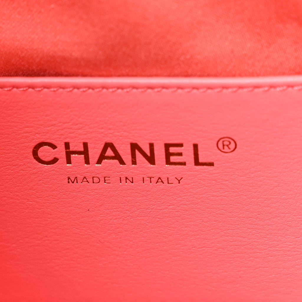 Caviar Quilted Small Chanel 25 Handbag Coral