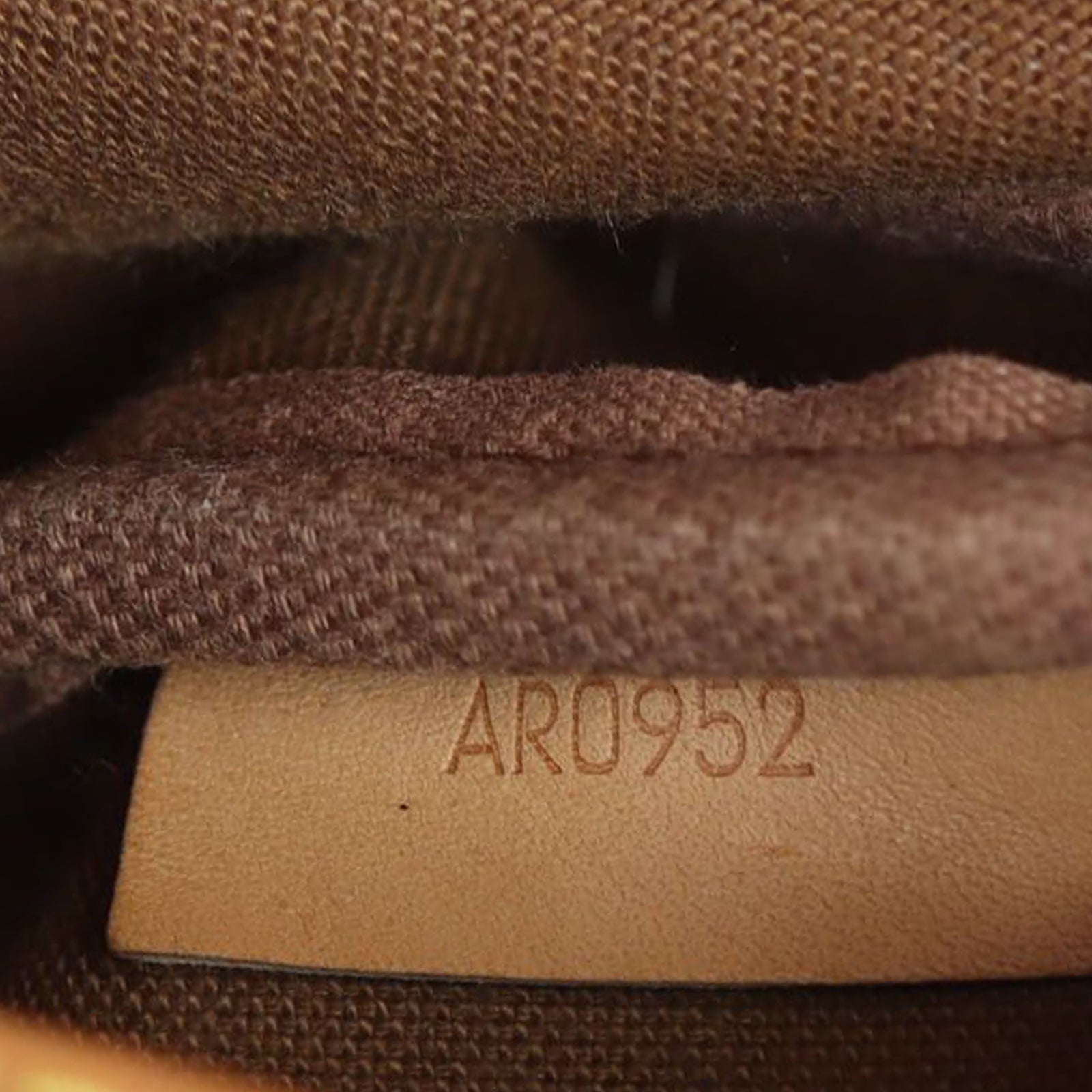 Louis Vuitton Saumur 30 Monogram