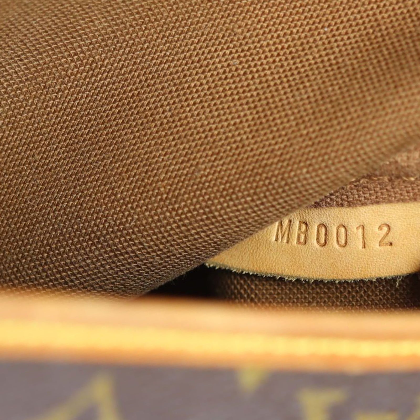 Louis Vuitton Saumur 30 Monogram