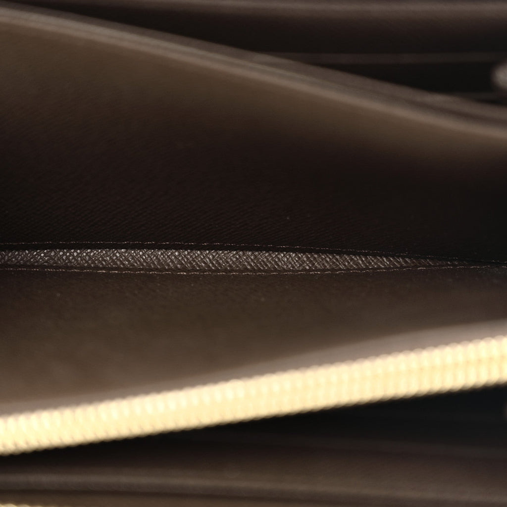 Damier Ebene Zippy Wallet