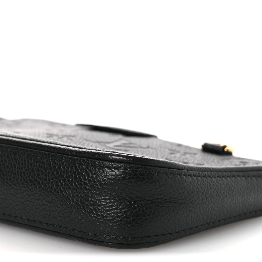 Empreinte Easy Pouch On Strap Black