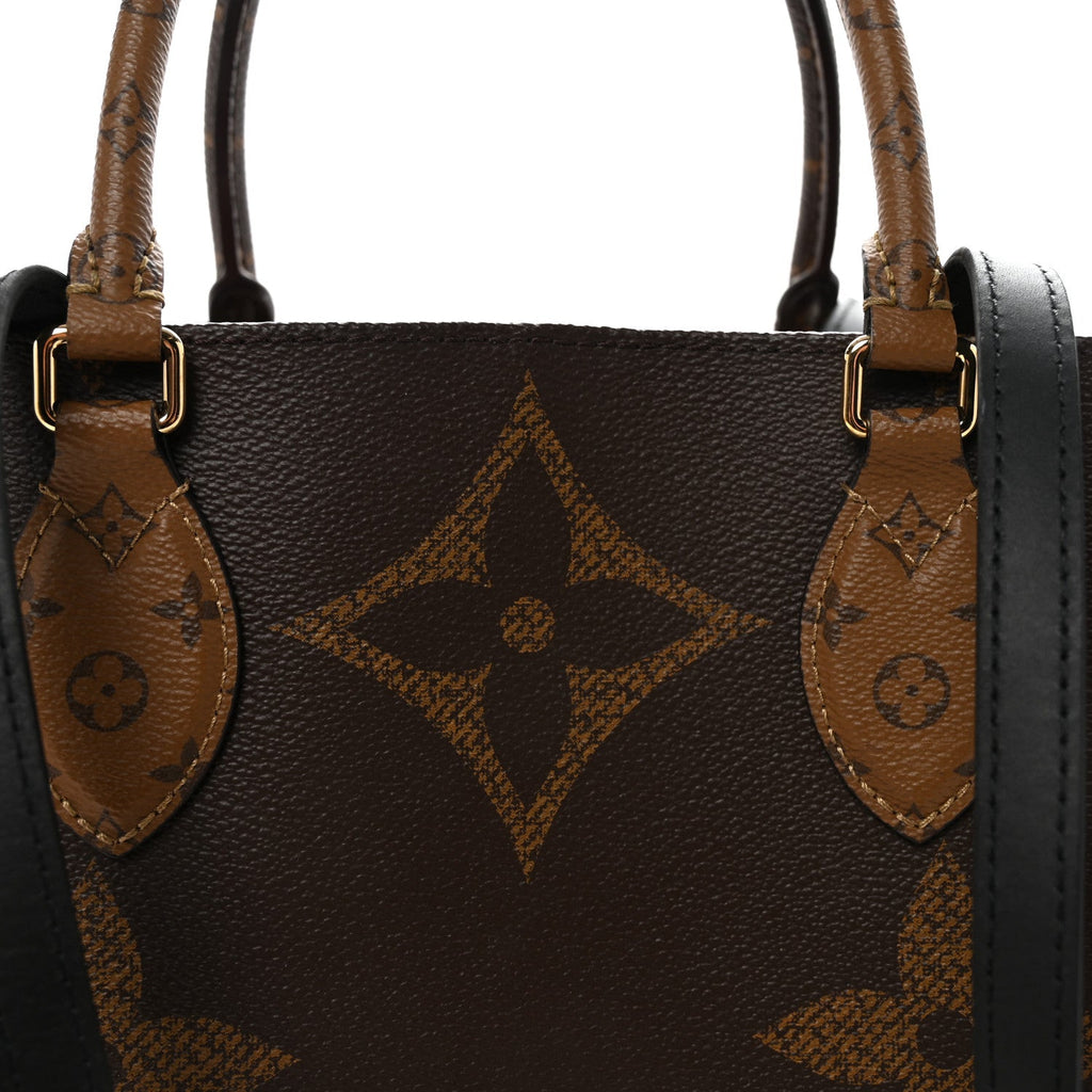Reverse Monogram Giant Onthego GM